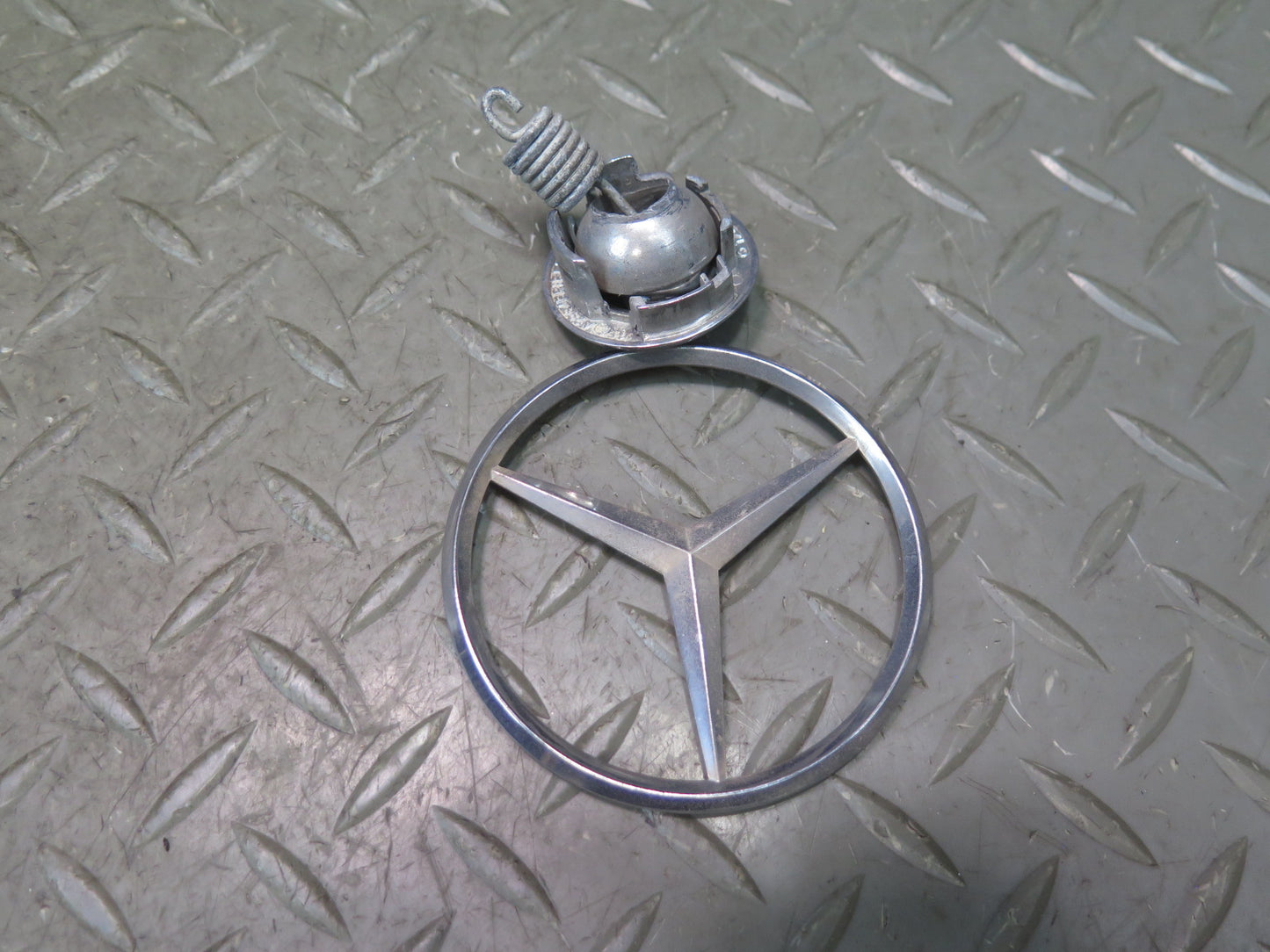 86-93 Mercedes W124 300E Front Hood Star Emblem  Logo Badge OEM