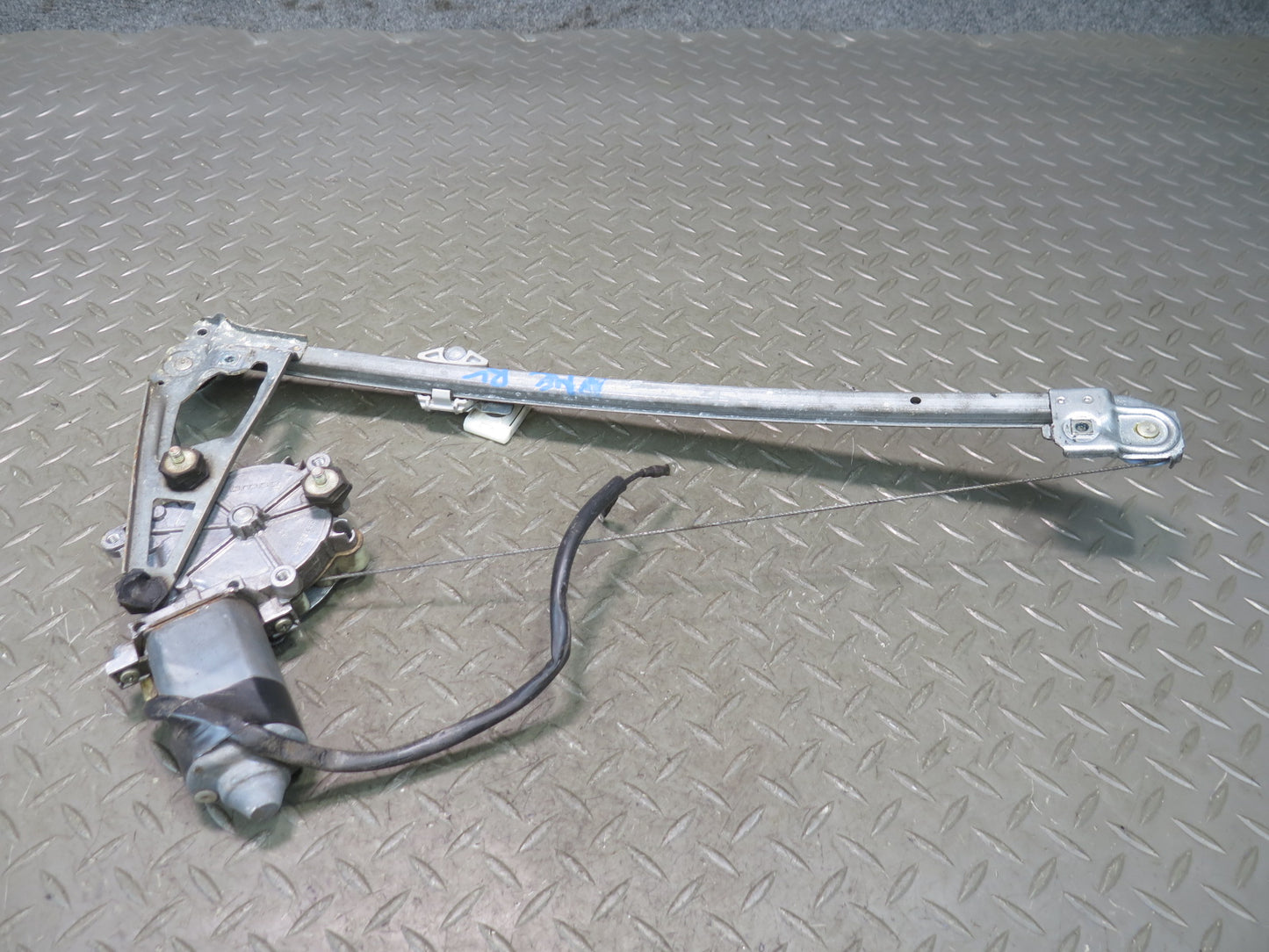 86-93 Mercedes W124 300E Rear Left Door Window Regulator w Motor OEM