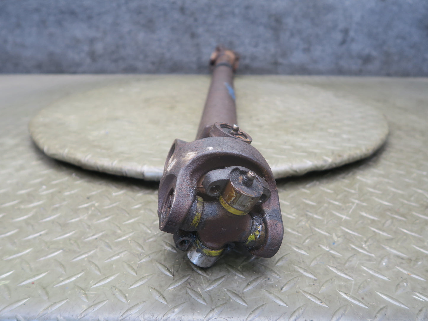 2007 Jeep Wrangler JK Rubicon 4WD MT 2DR DANA44 Front Driveshaft Drive Shaft OEM