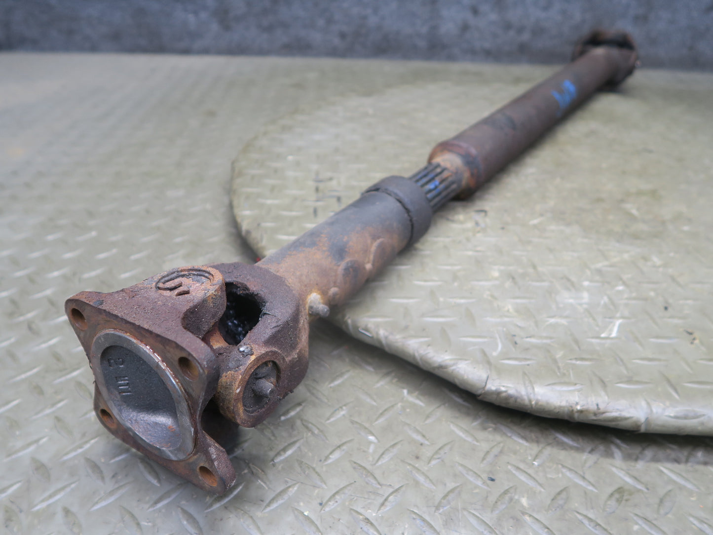 2007 Jeep Wrangler JK Rubicon 4WD MT 2DR DANA44 Front Driveshaft Drive Shaft OEM