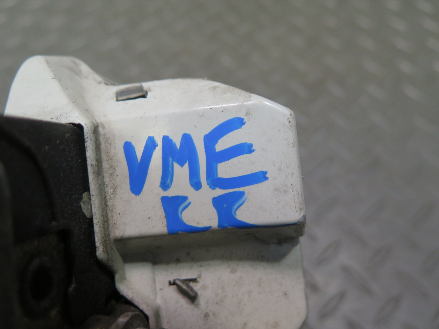 86-93 Mercedes W124 300E Rear Right Door Lock Latch OEM