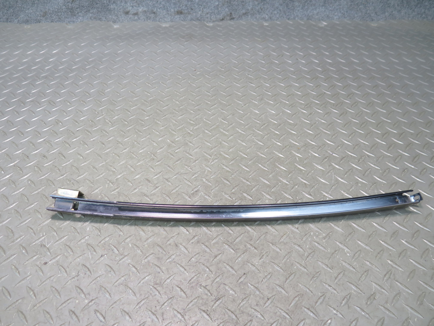 86-93 Mercedes W124 300E Set of 2 Rear Left & Right Door Window Guide Rail OEM