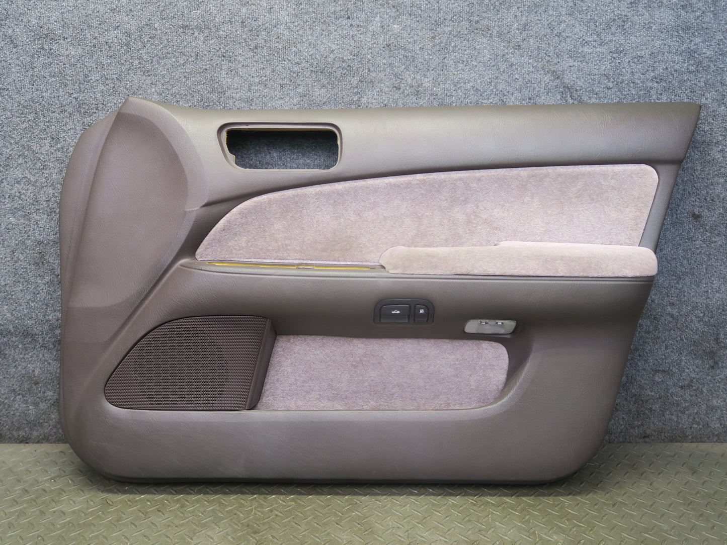95-97 Nissan Gloria Y33 VIP Front Left & Right Door Trim Cover Panel Set OEM