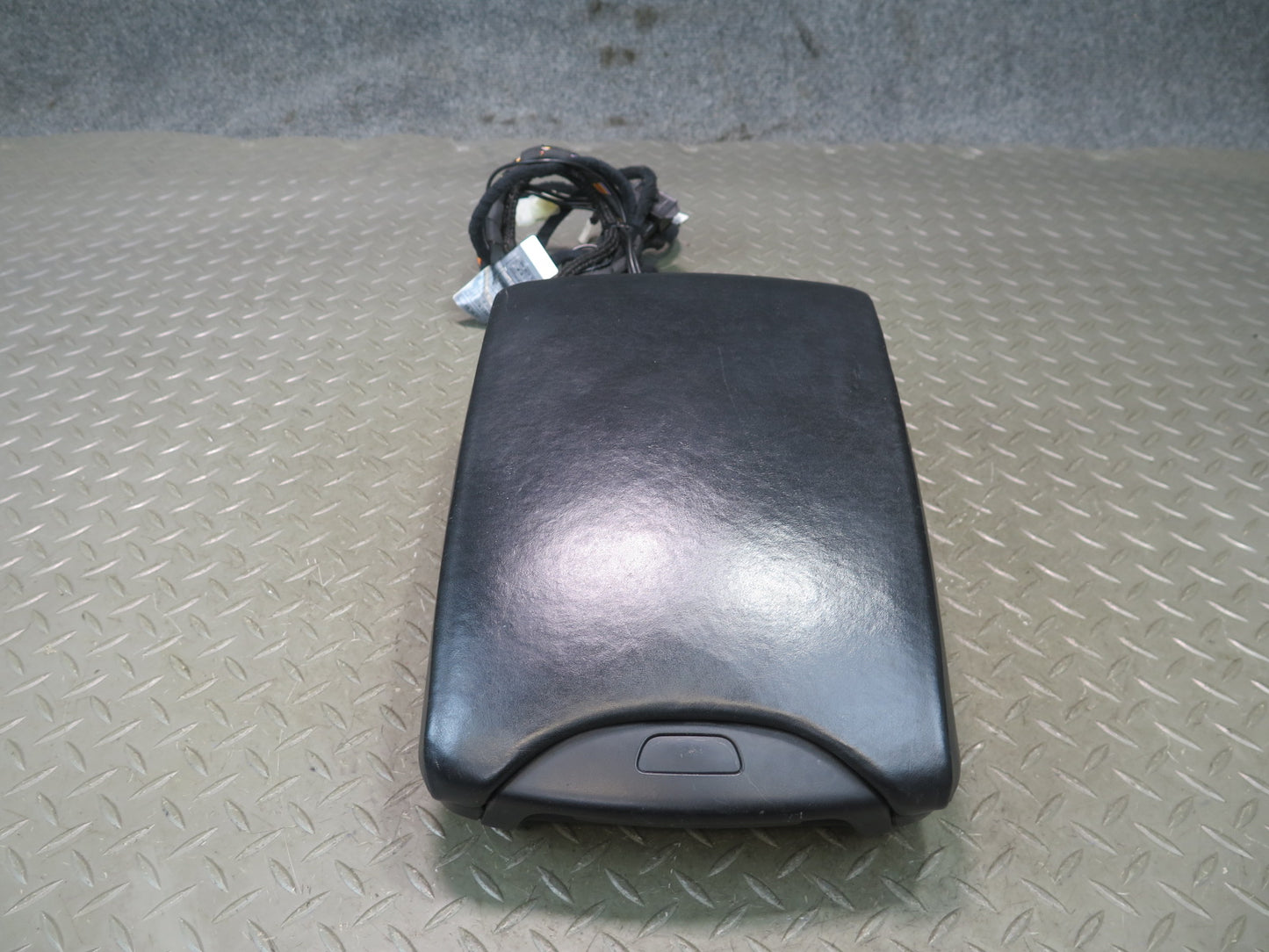 00-06 BMW E53 X5 Center Console Leather Armrest Black OEM