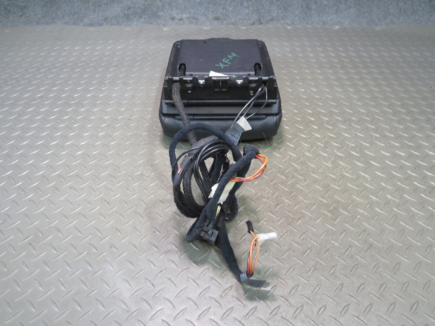 00-06 BMW E53 X5 Center Console Leather Armrest Black OEM
