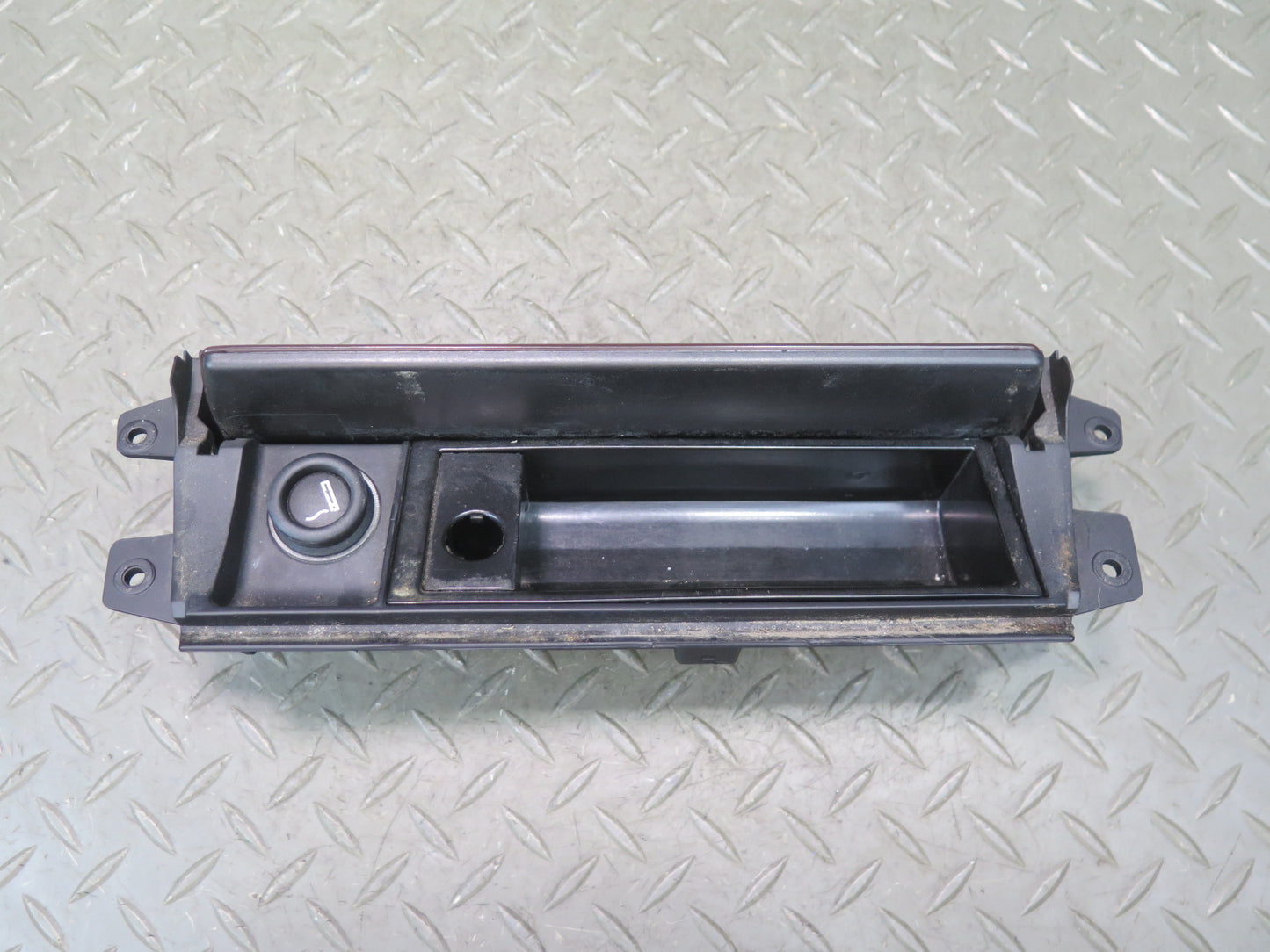 00-06 BMW E53 X5 Dash Front Center Ash Tray w Lighter 8402967 OEM