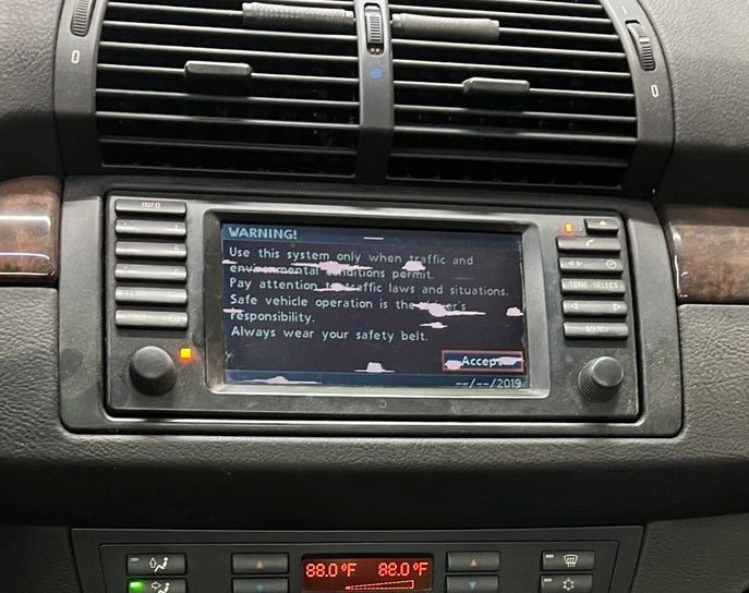 00-06 BMW E53 X5 Dash Navigation Information Screen Display 6980246 OEM Damaged