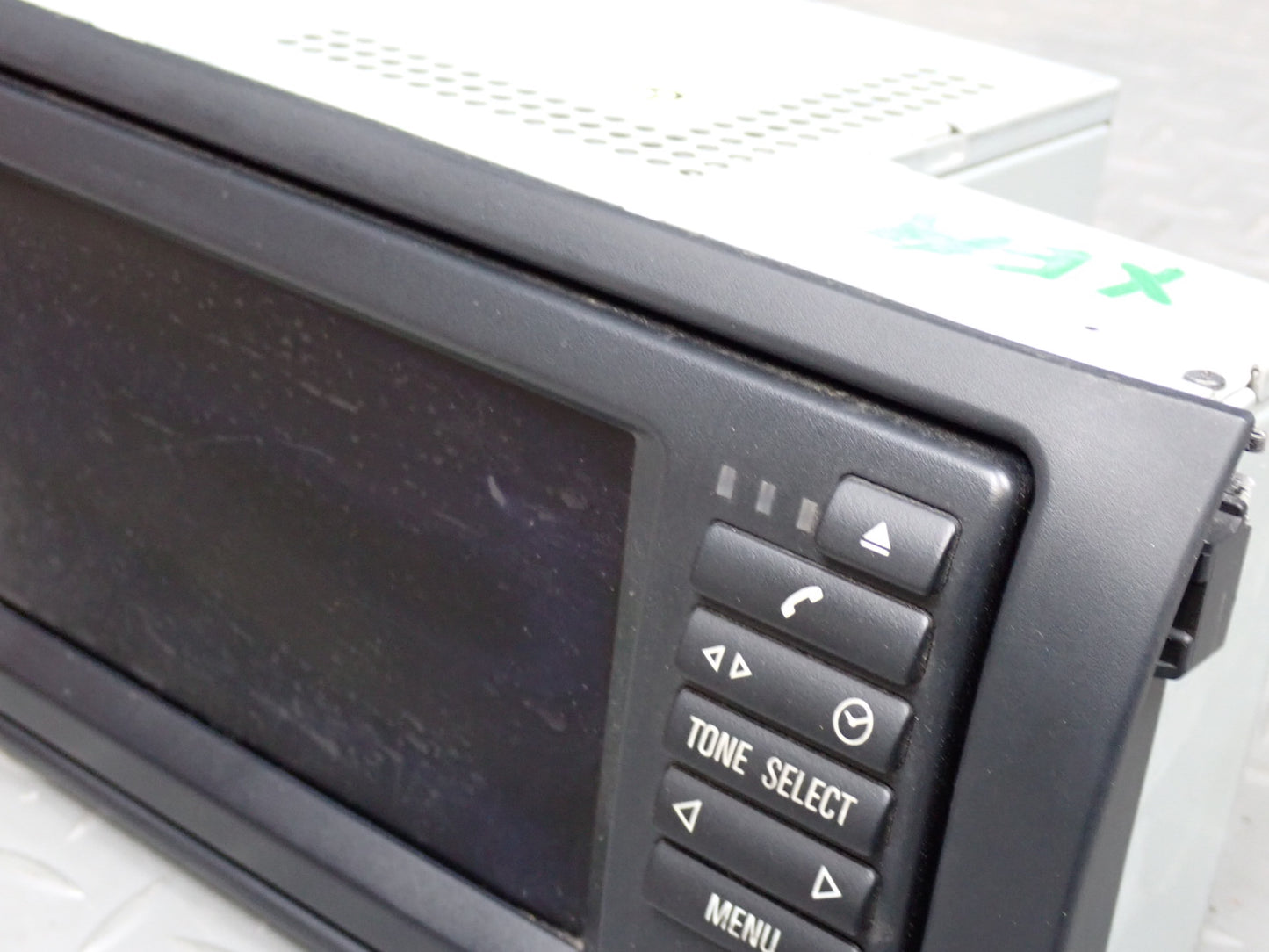 00-06 BMW E53 X5 Dash Navigation Information Screen Display 6980246 OEM Damaged