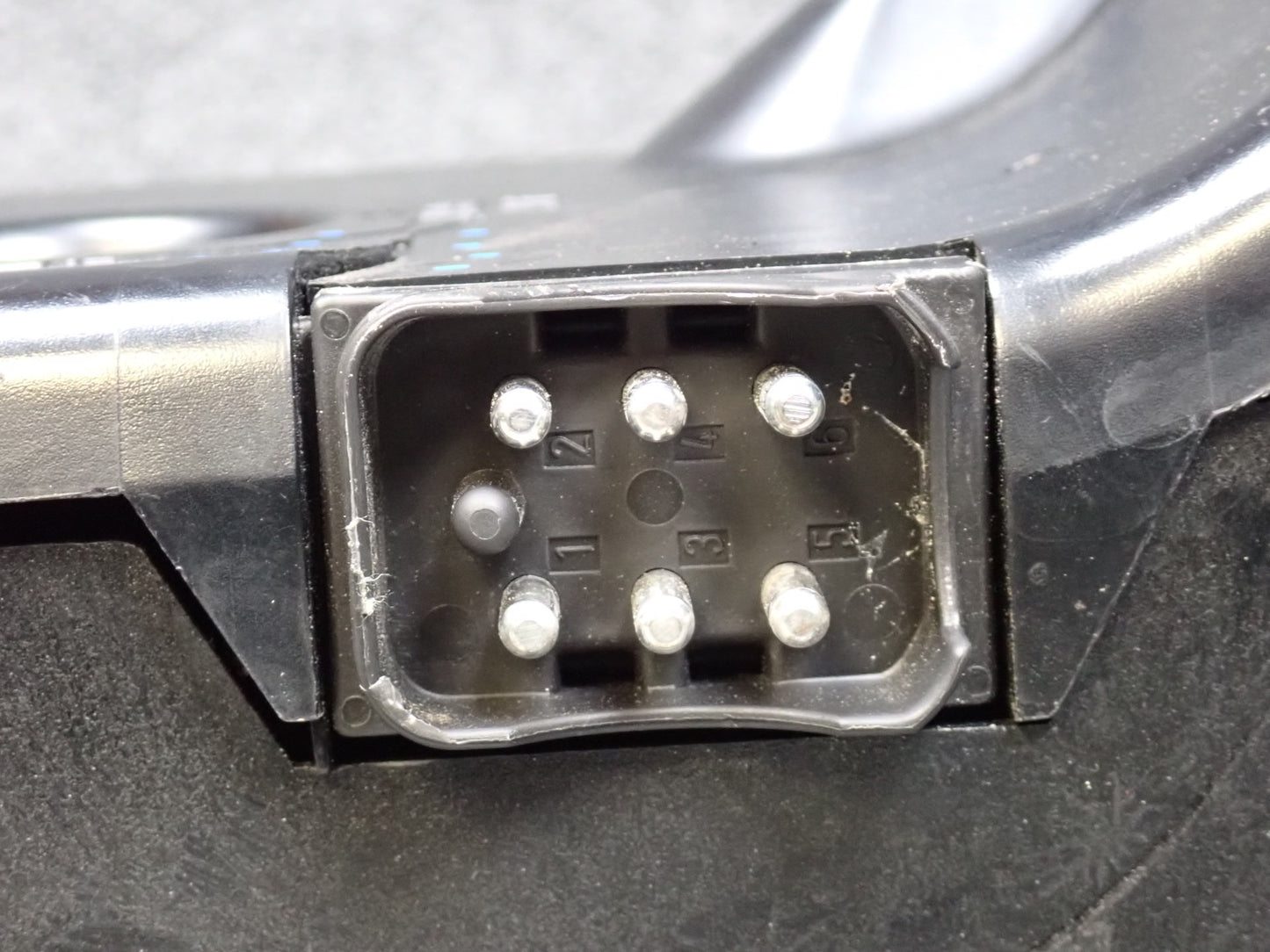 86-93 Mercedes W124 300E Rear Left Tail Light Lamp OEM