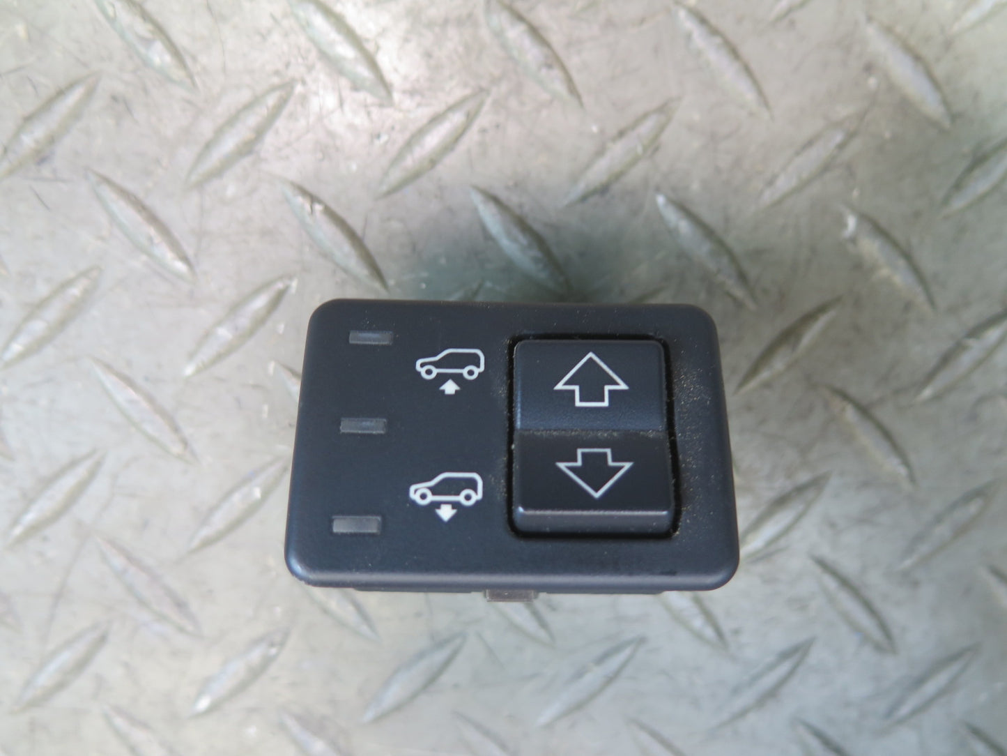 00-06 BMW E53 X5 Air Suspension Self Leveling Level Control Switch 8382382 OEM