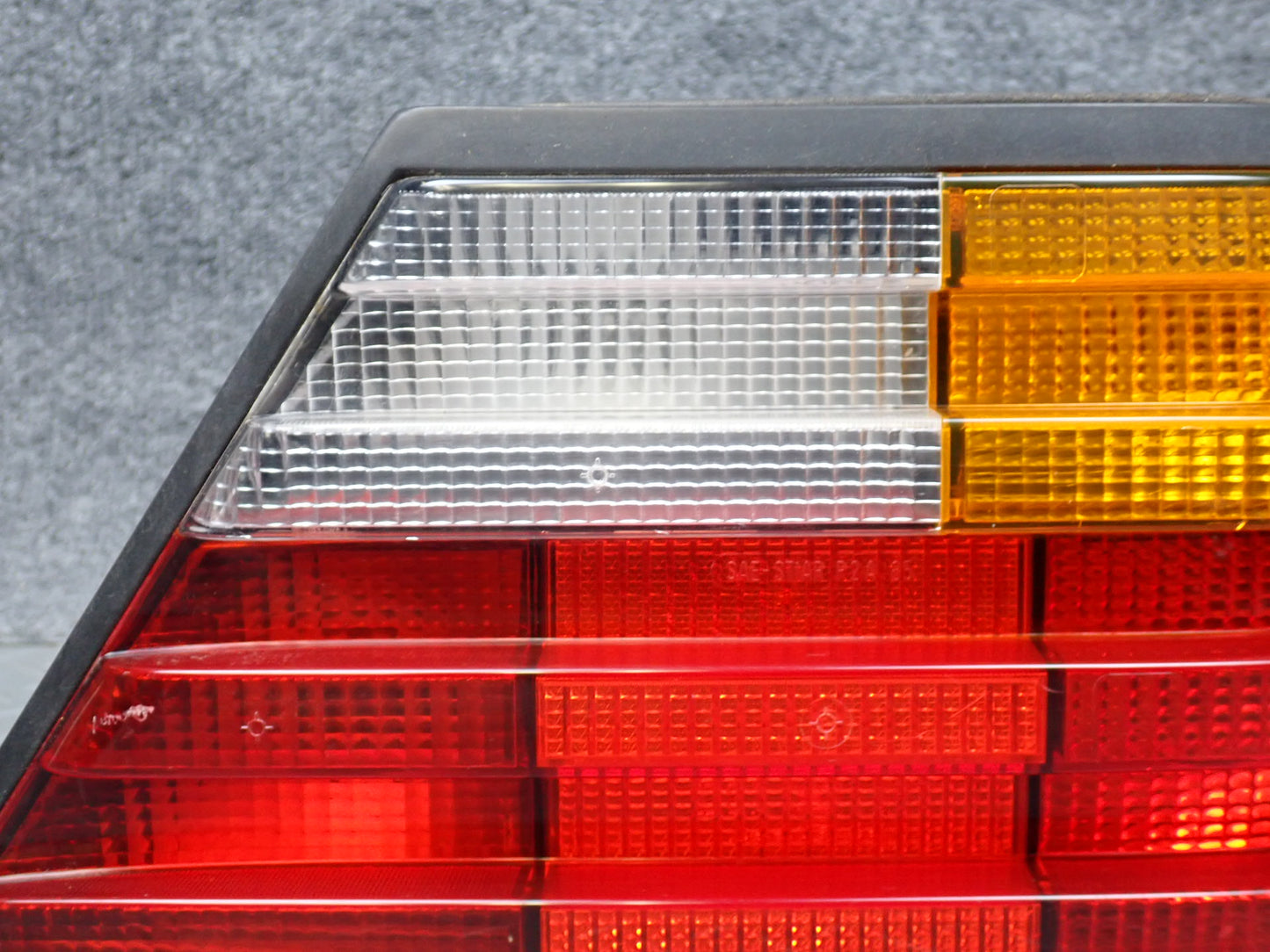 86-93 Mercedes W124 300E Rear Right Tail Light Lamp 1248200664 OEM