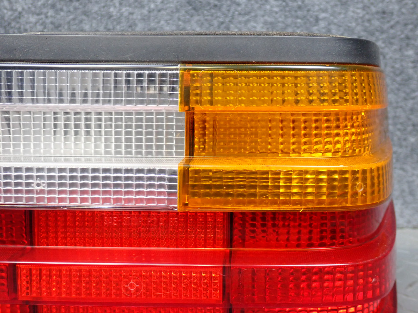 86-93 Mercedes W124 300E Rear Right Tail Light Lamp 1248200664 OEM