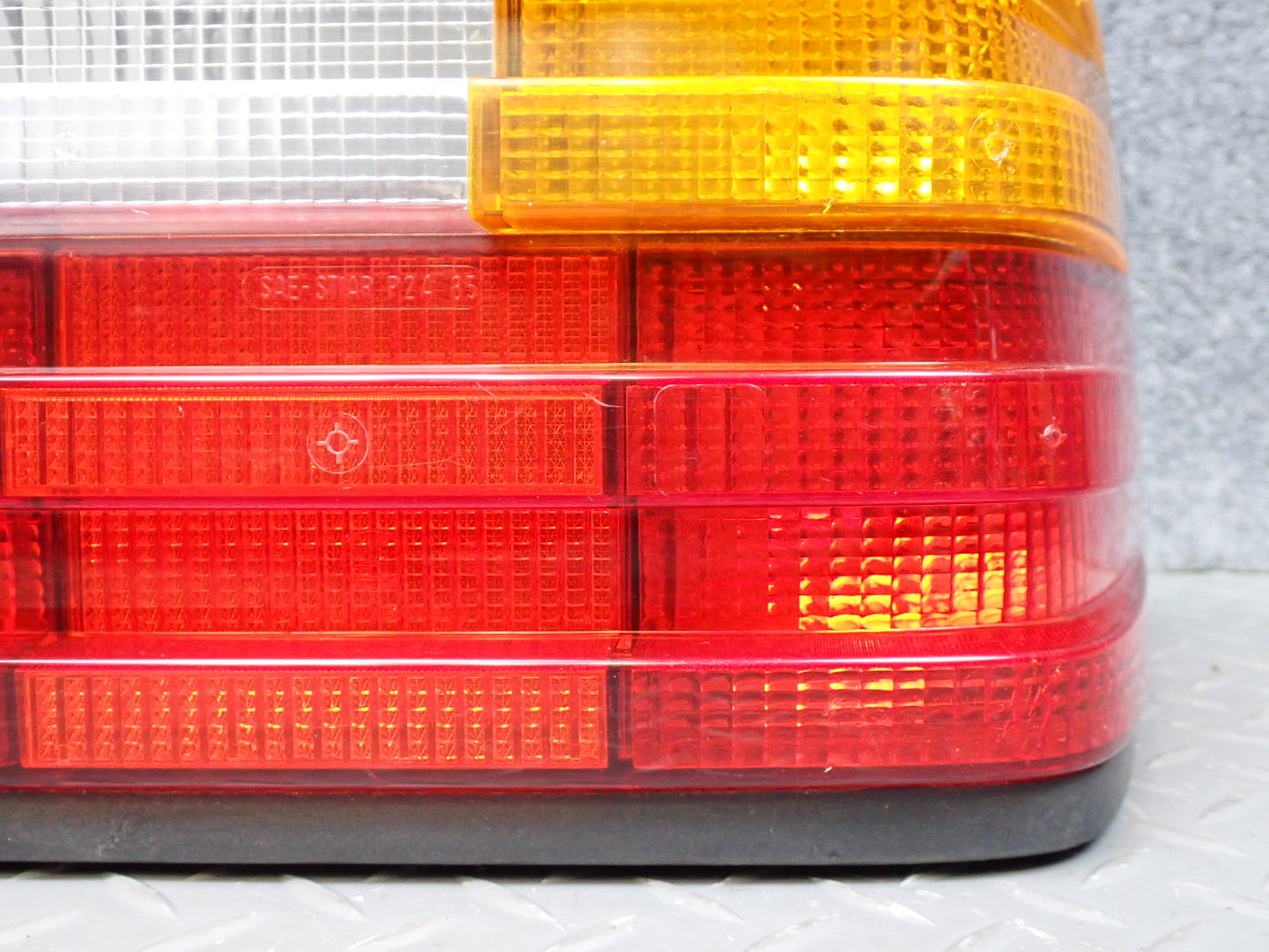 86-93 Mercedes W124 300E Rear Right Tail Light Lamp 1248200664 OEM