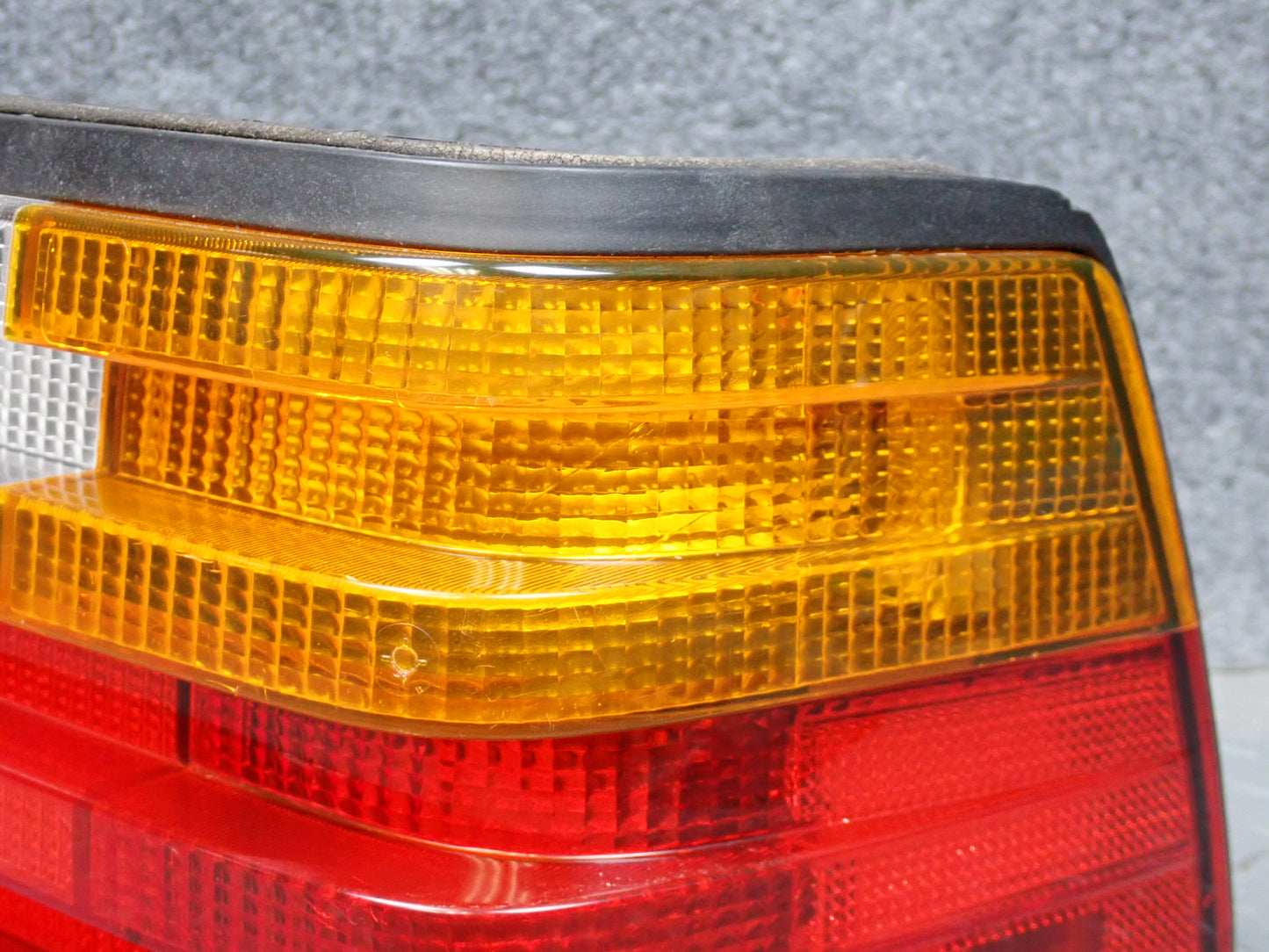 86-93 Mercedes W124 300E Rear Right Tail Light Lamp 1248200664 OEM
