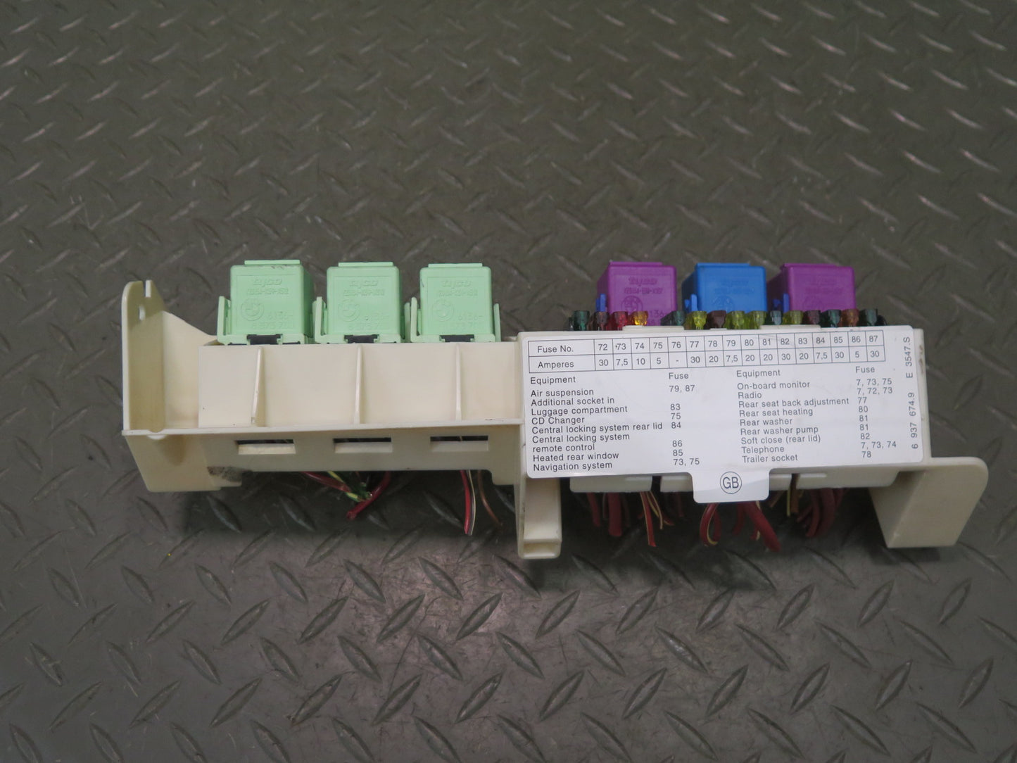00-06 BMW E53 X5 Power Distribution Cabin Fuse Relay Box OEM