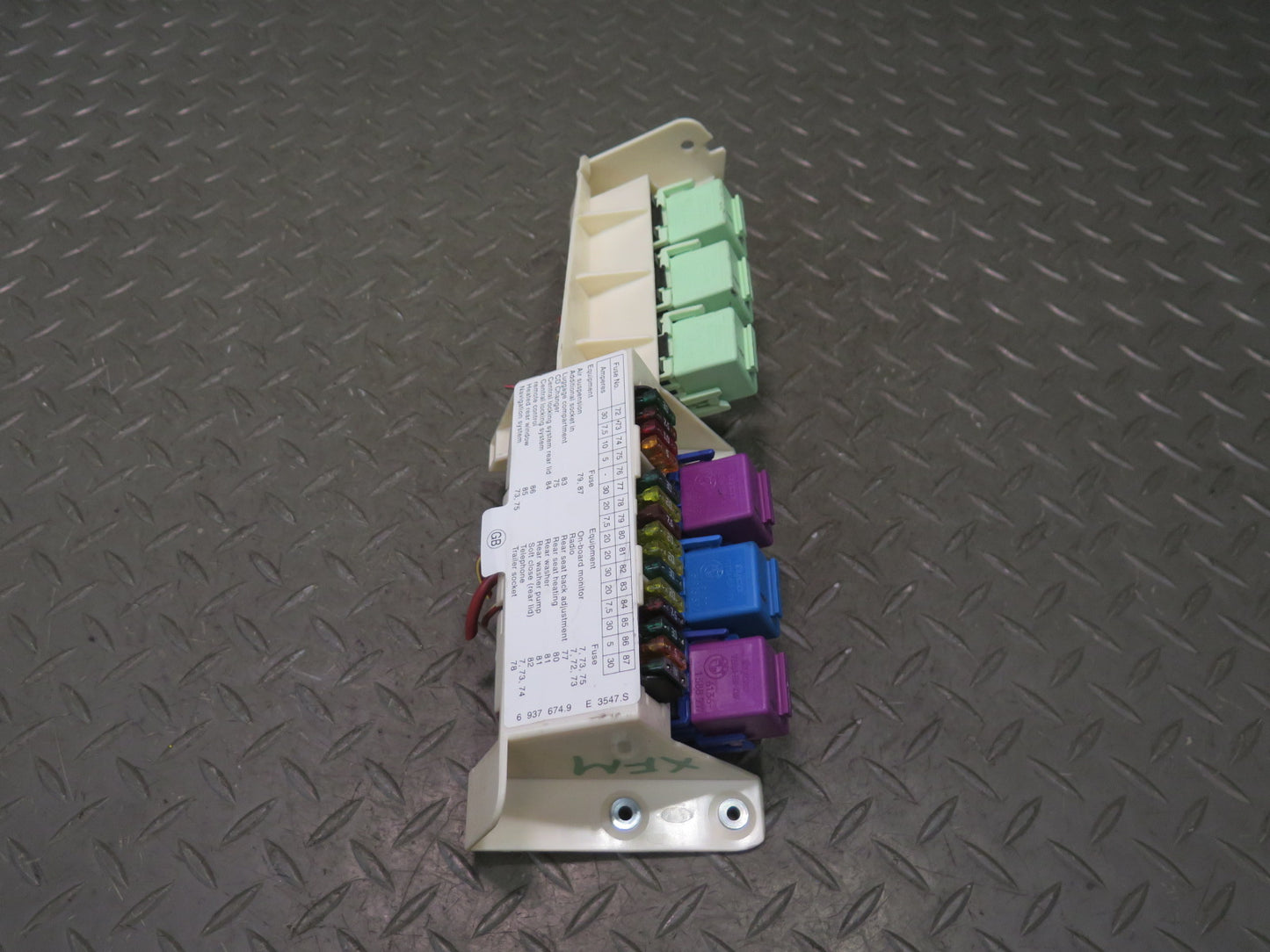 00-06 BMW E53 X5 Power Distribution Cabin Fuse Relay Box OEM