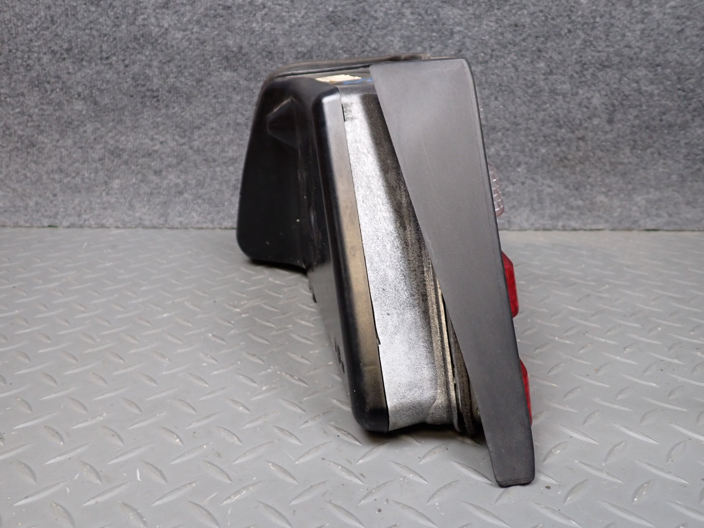 86-93 Mercedes W124 300E Rear Right Tail Light Lamp 1248200664 OEM