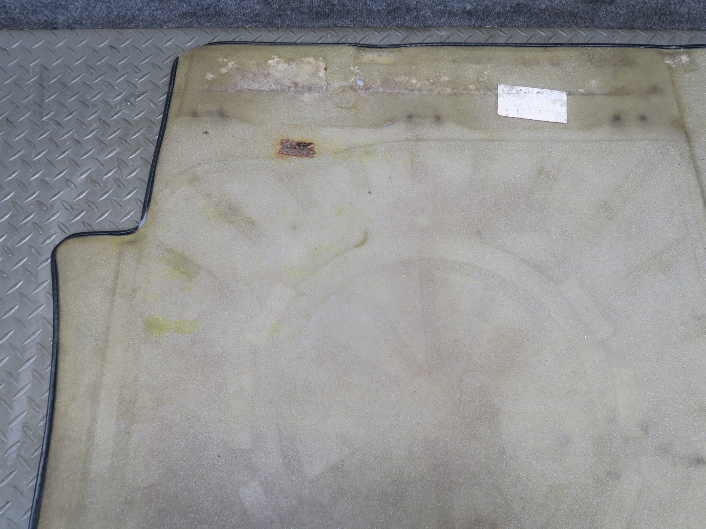 90-93 Mercedes W124 300E Rear Trunk Floor Carpet Cover OEM