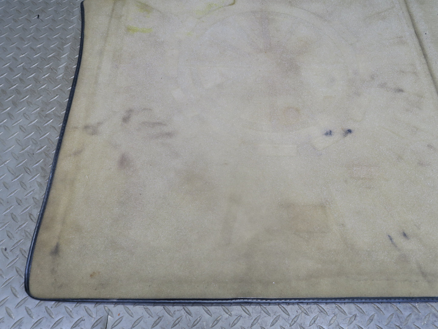 90-93 Mercedes W124 300E Rear Trunk Floor Carpet Cover OEM