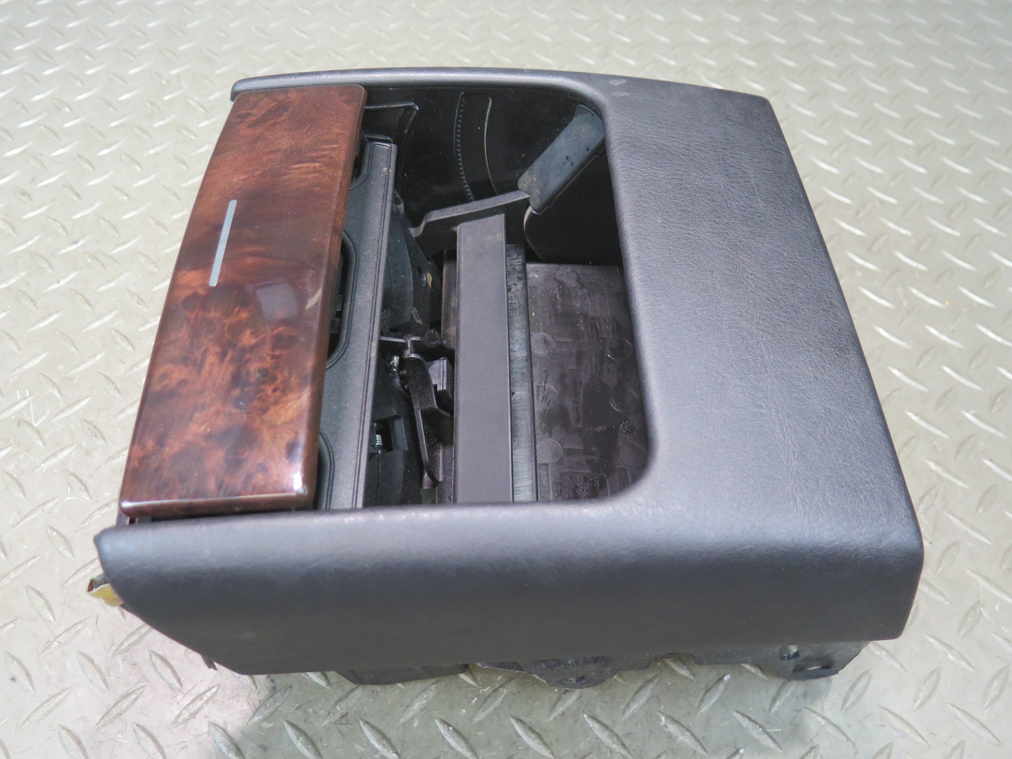 00-06 BMW E53 X5 Rear Center Console Trim Cover Panel w CUP Holder OEM