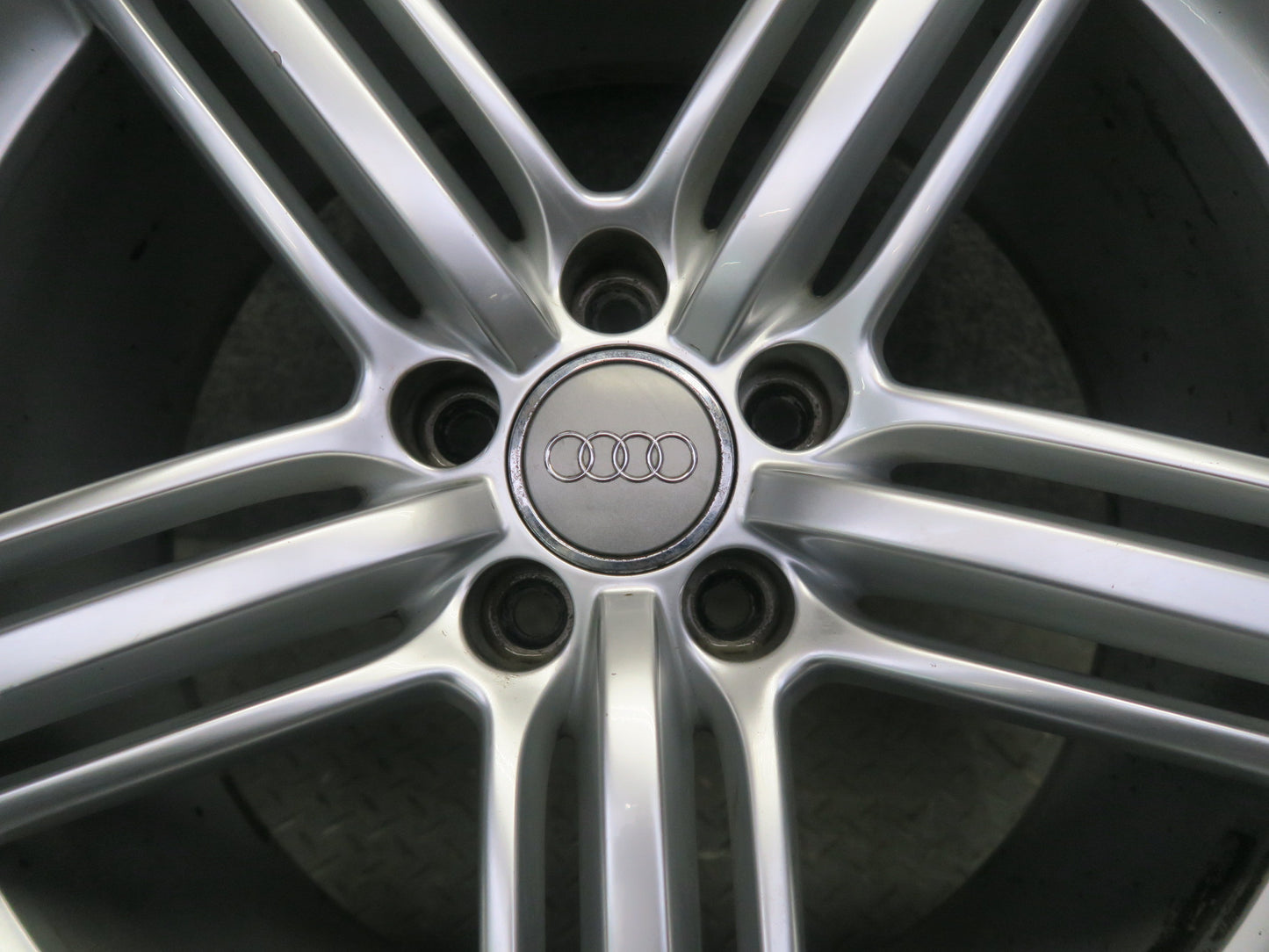 08-17 Audi A5 S5 R19" Factory Alloy Wheel Rim 19x9J ET33 Silver 8T0601025T OEM