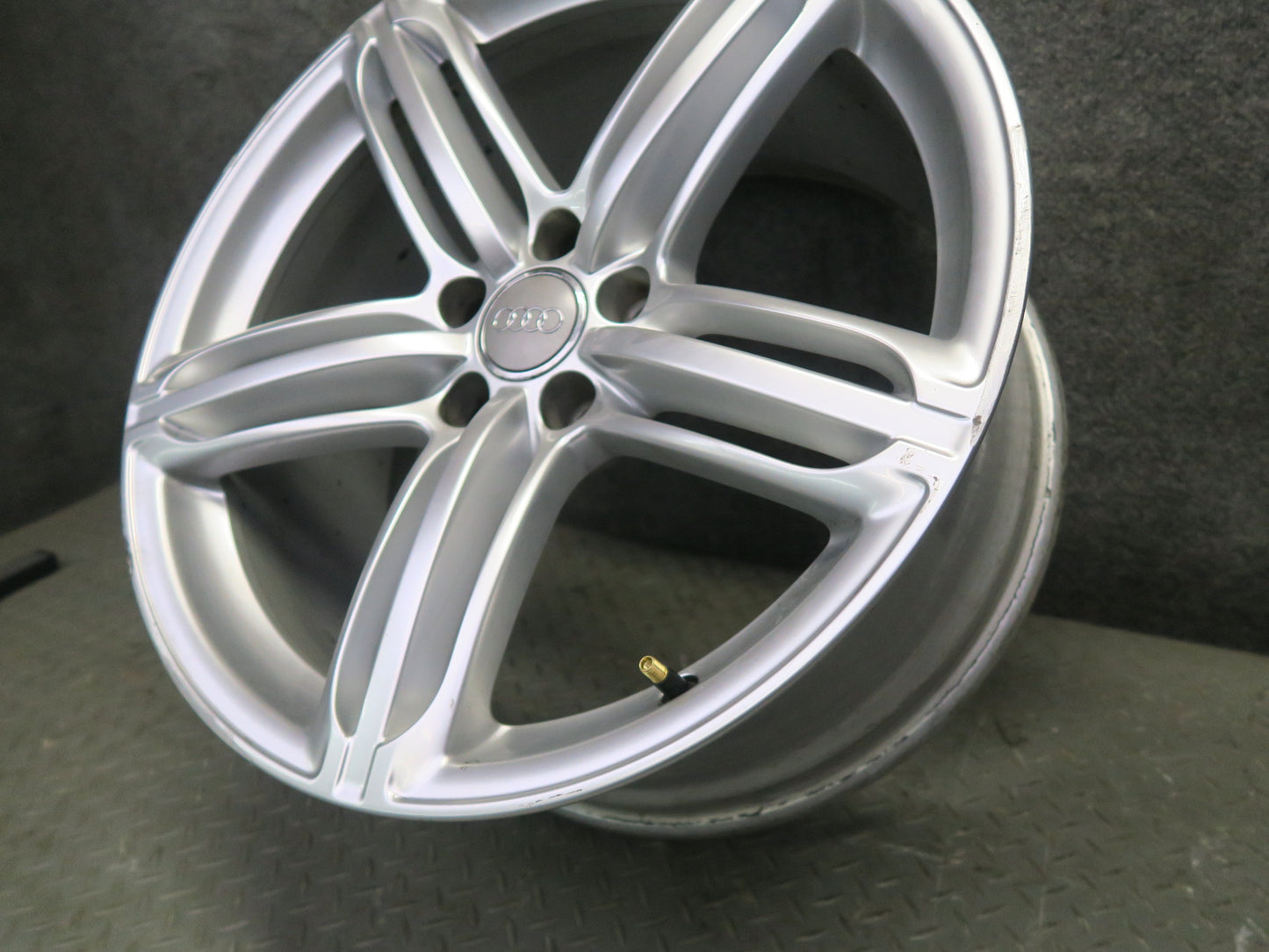 08-17 Audi A5 S5 R19" Factory Alloy Wheel Rim 19x9J ET33 Silver 8T0601025T OEM