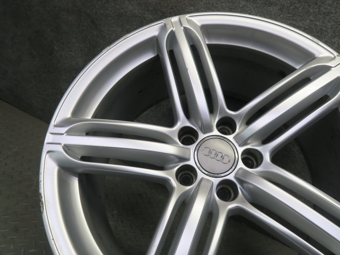 08-17 Audi A5 S5 R19" Factory Alloy Wheel Rim 19x9J ET33 Silver 8T0601025T OEM