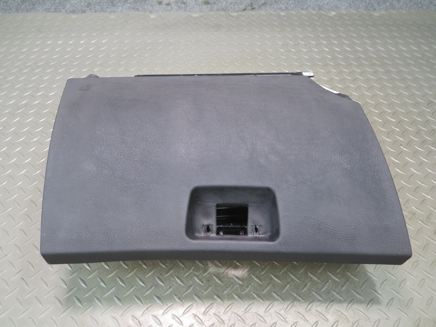 00-06 BMW E53 X5 Dash Glove Box Compartment Storage 8408845 OEM