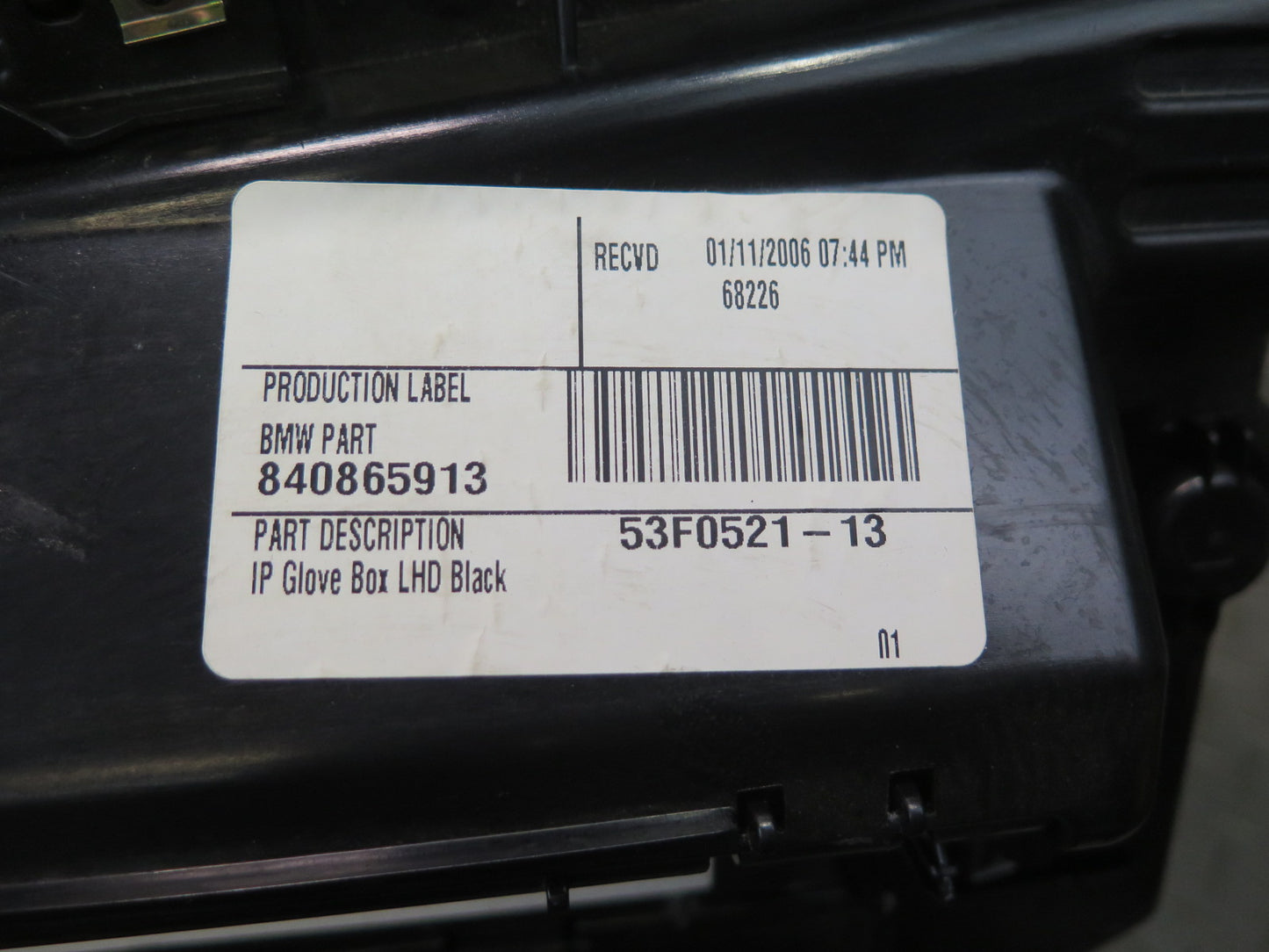 00-06 BMW E53 X5 Dash Glove Box Compartment Storage 8408845 OEM