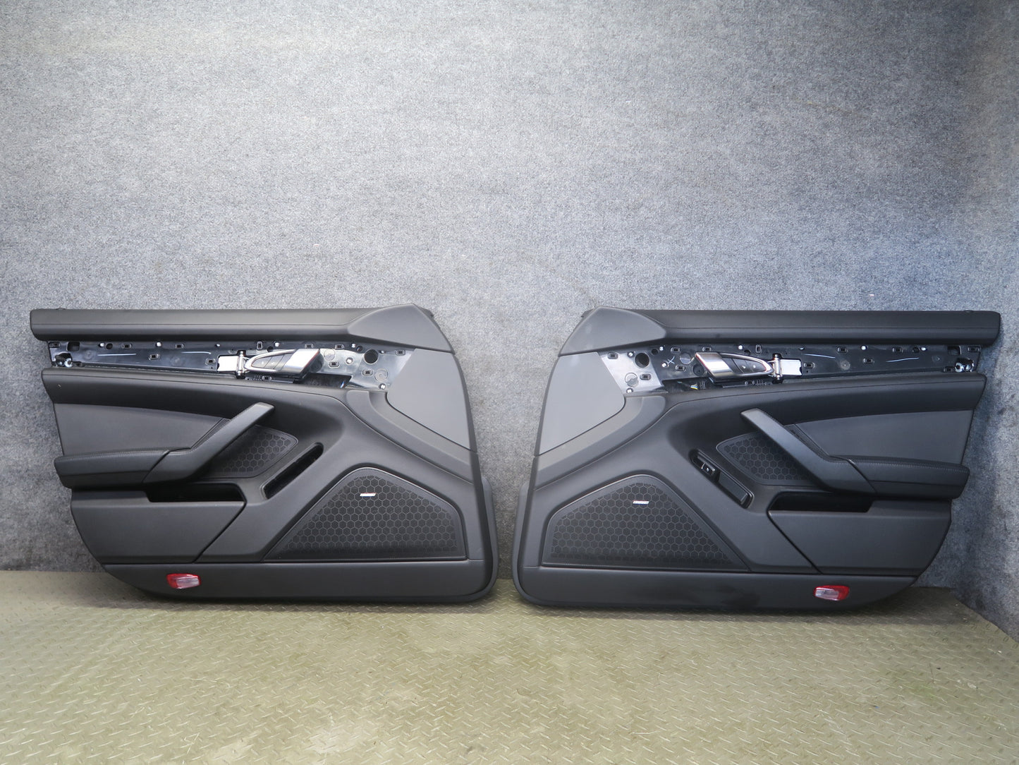 2010-2016 Porsche Panamera 970 Front Left & Right Door Interior Trim Panel Set