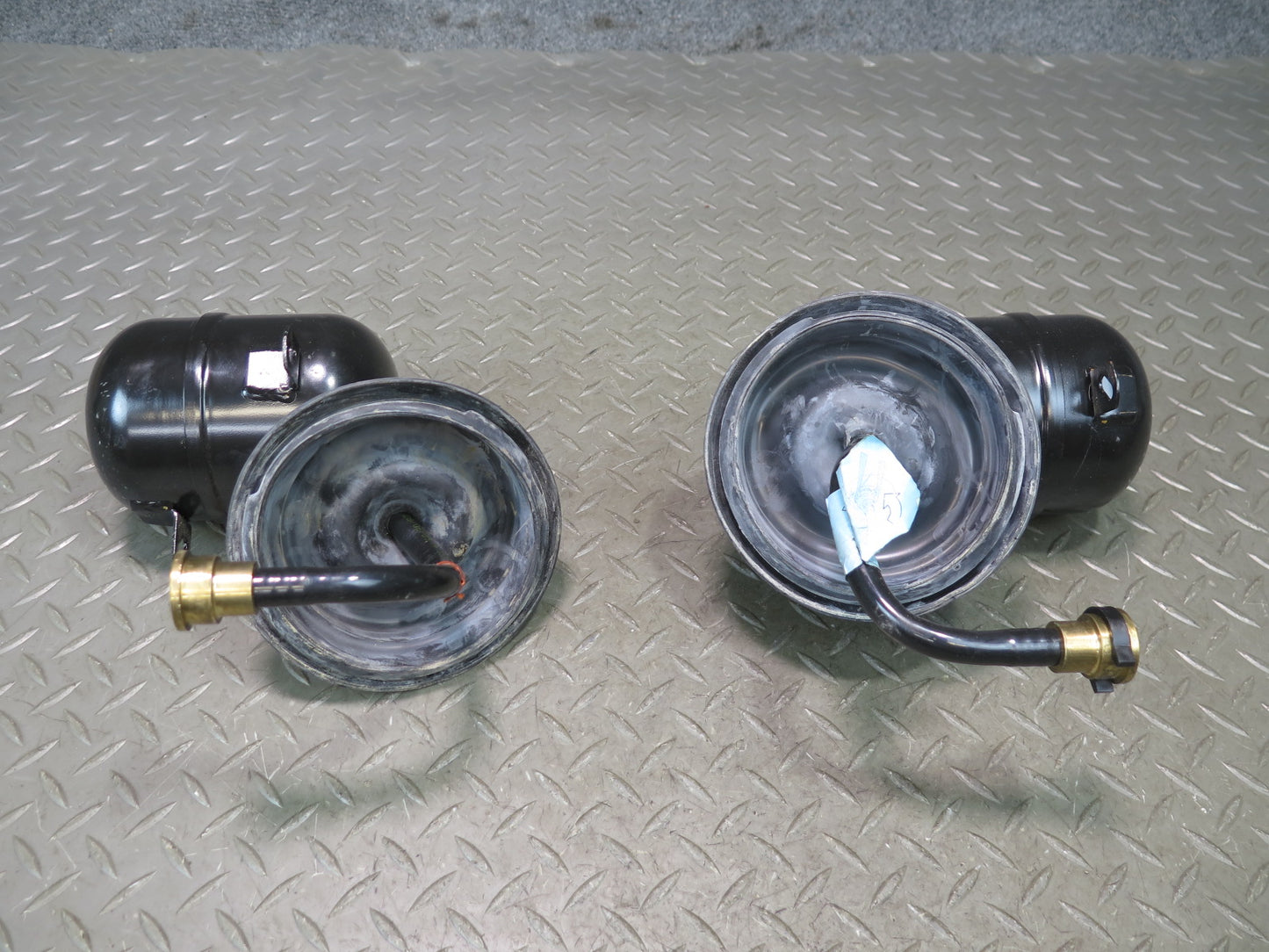 00-06 BMW E53 X5 Set of 2 Air Suspension Left & Right Reservoir Tank OEM