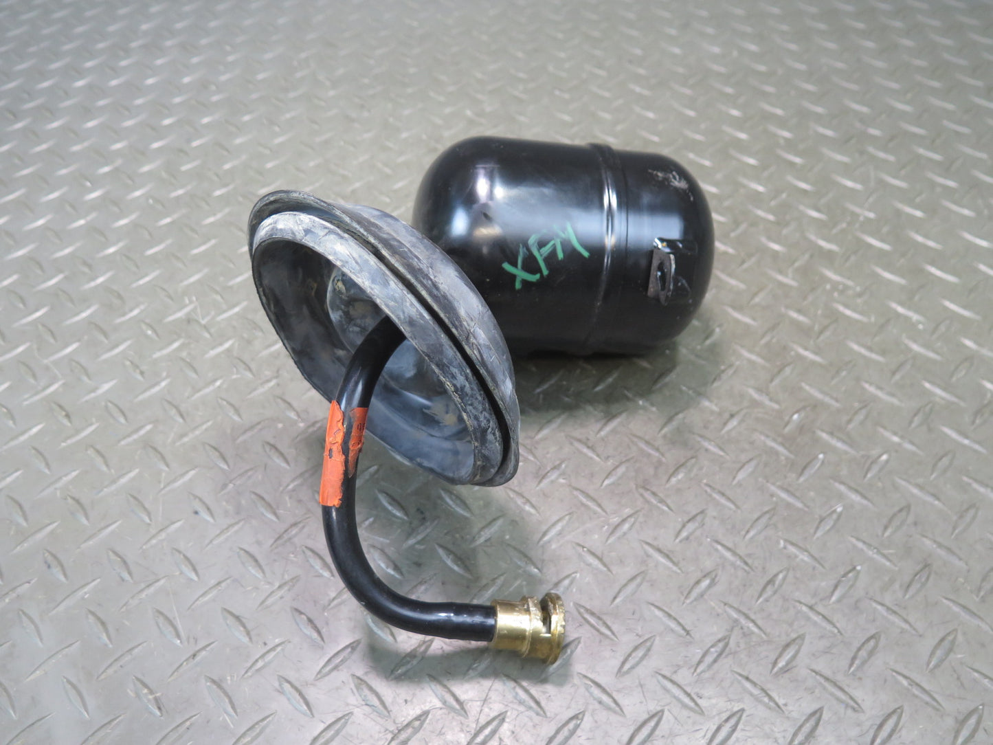 00-06 BMW E53 X5 Set of 2 Air Suspension Left & Right Reservoir Tank OEM