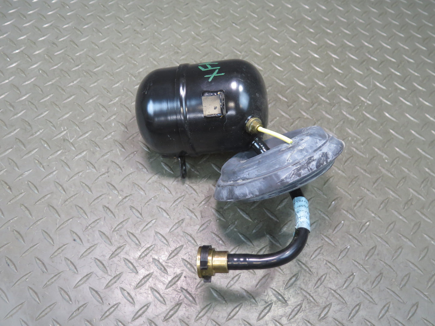 00-06 BMW E53 X5 Set of 2 Air Suspension Left & Right Reservoir Tank OEM