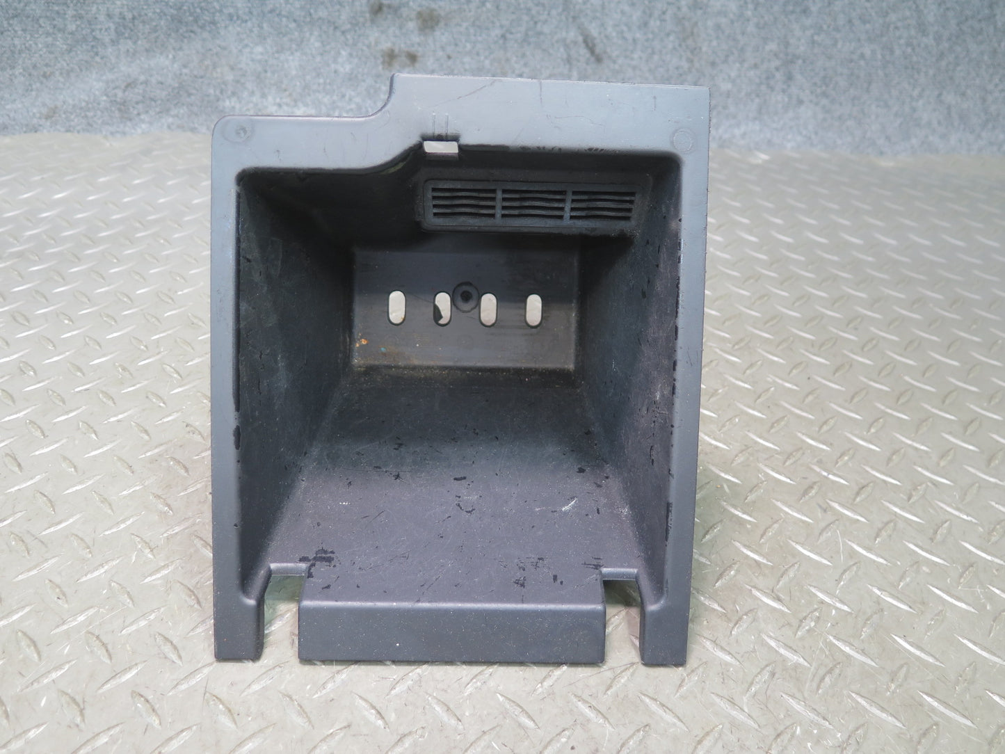00-06 BMW E53 X5 Center Console Compartment Storage Box BIN 8402943 OEM