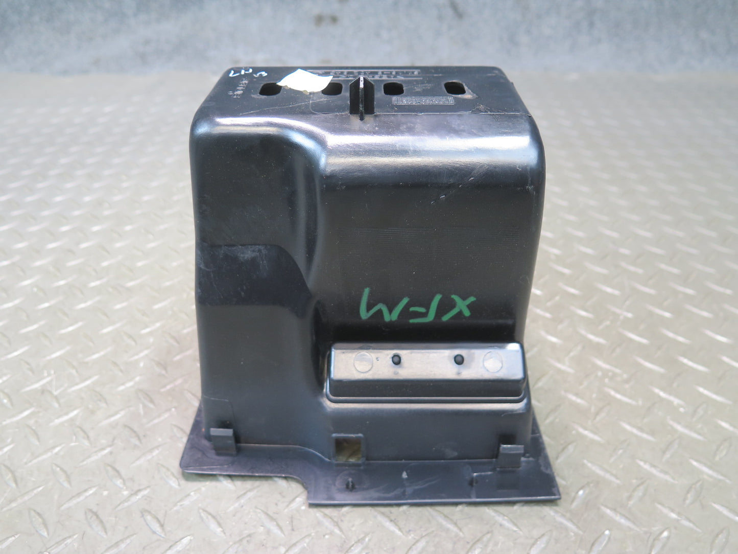 00-06 BMW E53 X5 Center Console Compartment Storage Box BIN 8402943 OEM
