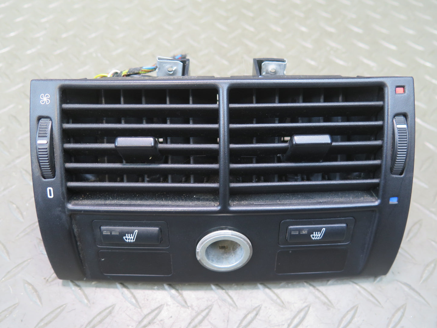 00-06 BMW E53 X5 Rear Center Console Air Vent Grille Heated Seat Switch OEM