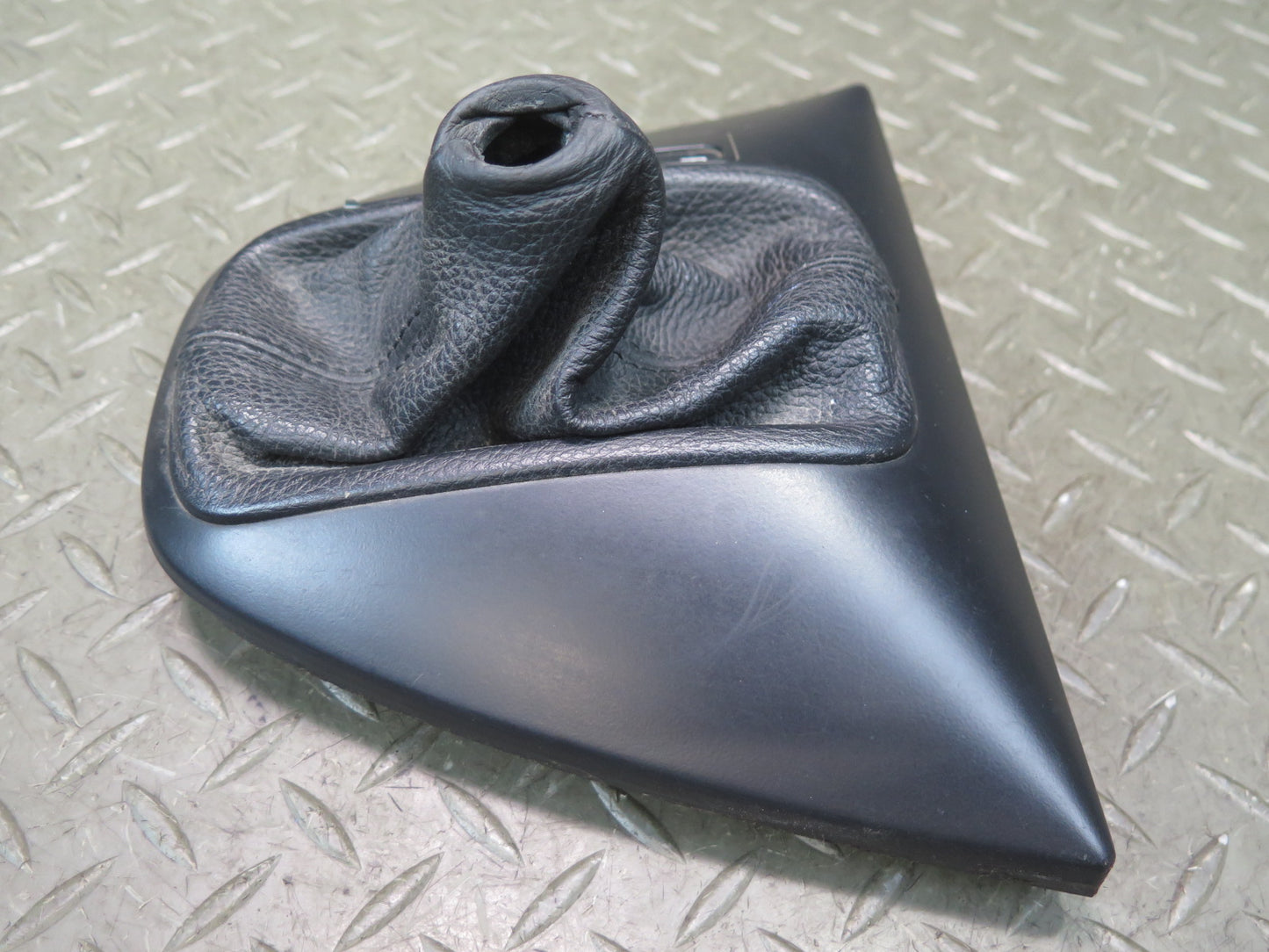 00-06 BMW E53 X5 Automatic Transmission Shifter Indicator Boot Trim 7060445 OEM