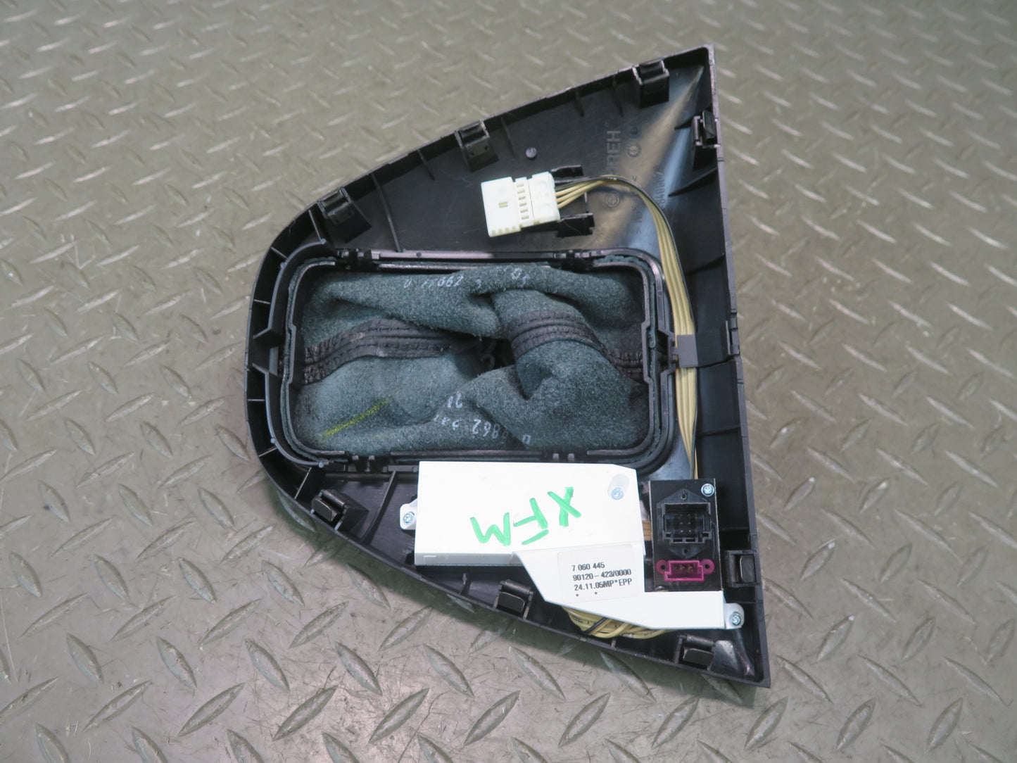 00-06 BMW E53 X5 Automatic Transmission Shifter Indicator Boot Trim 7060445 OEM
