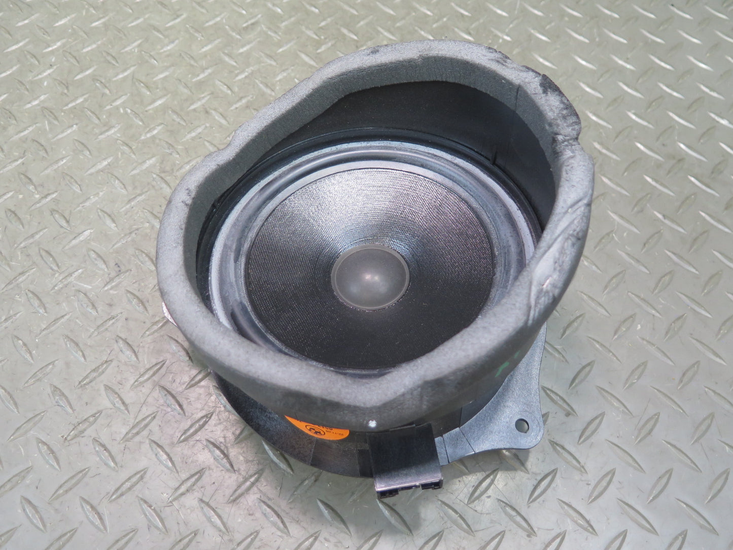 00-06 BMW X5 E53 Set of 2 Front Left & Right Top-hifi Mid-range Loudspeaker OEM