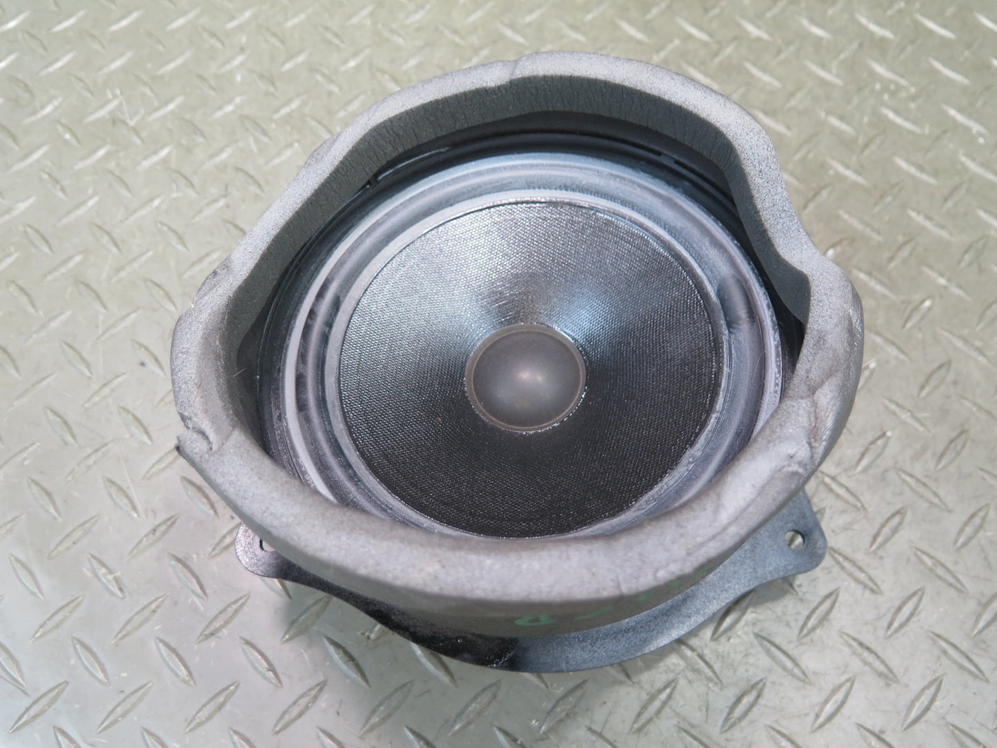 00-06 BMW X5 E53 Set of 2 Front Left & Right Top-hifi Mid-range Loudspeaker OEM