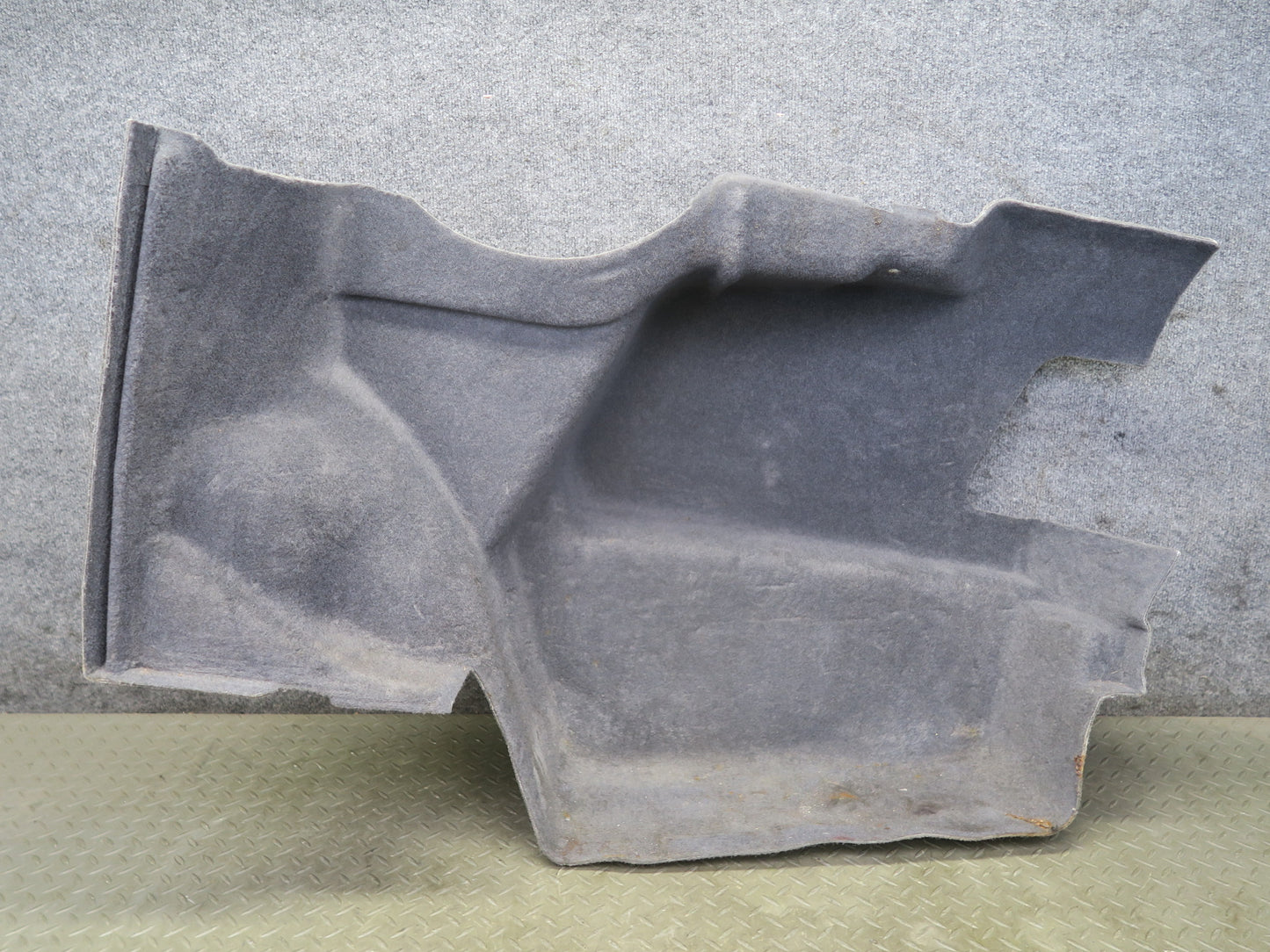 86-93 Mercedes W124 300E Rear Right Trunk Carpet Liner Trim Cover Panel OEM