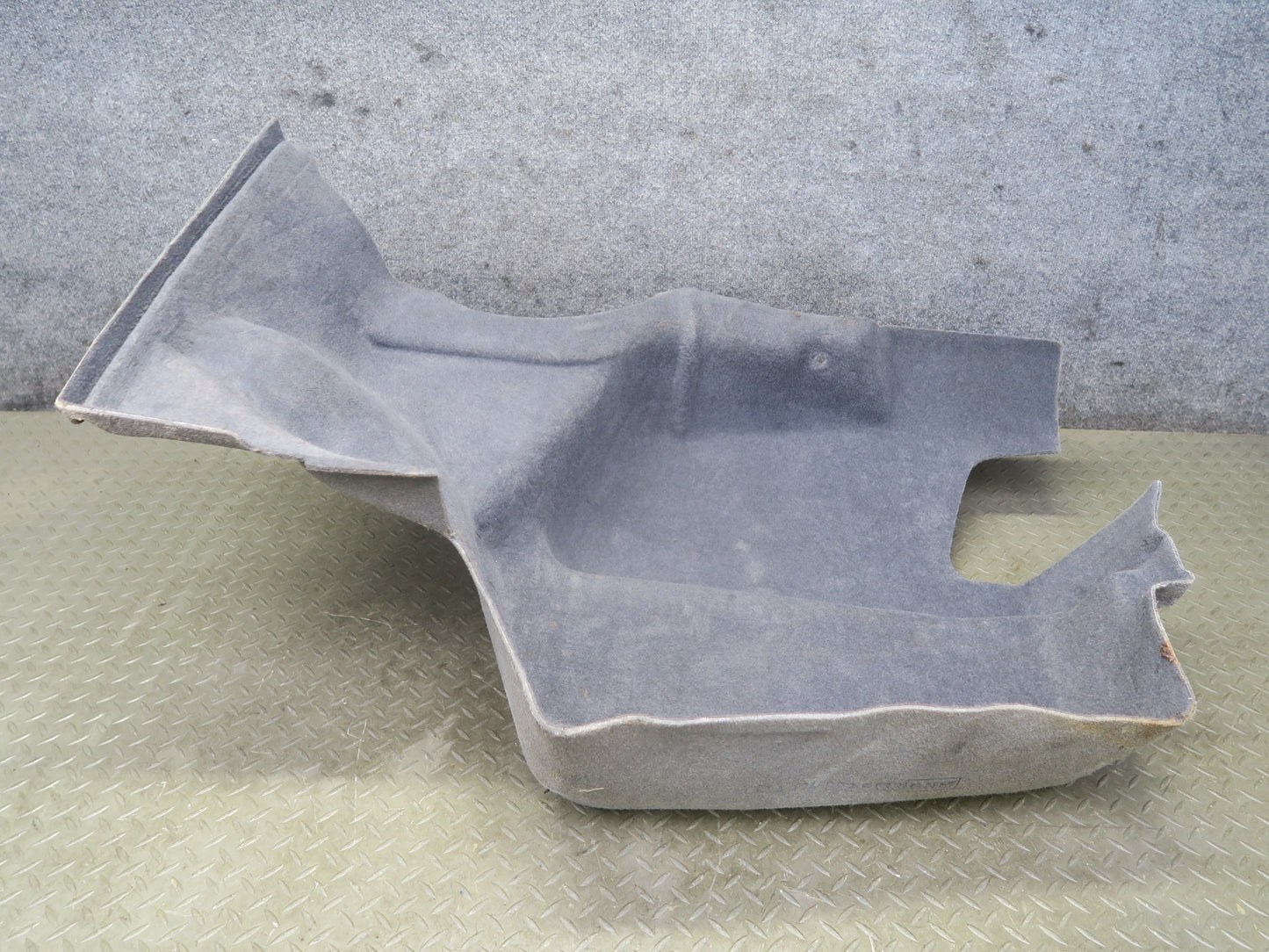 86-93 Mercedes W124 300E Rear Right Trunk Carpet Liner Trim Cover Panel OEM