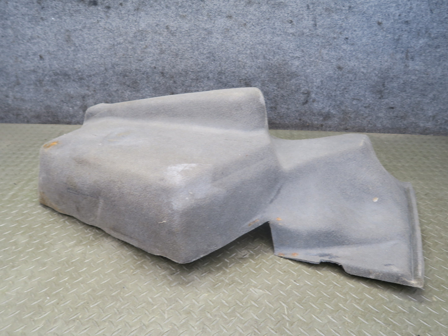 86-93 Mercedes W124 300E Rear Right Trunk Carpet Liner Trim Cover Panel OEM