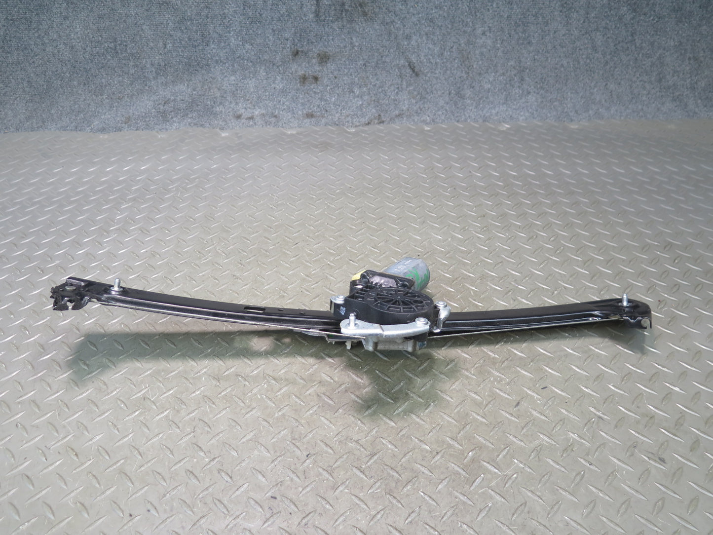 00-06 BMW X5 E53 Rear Left Door Window Regulator w Motor OEM