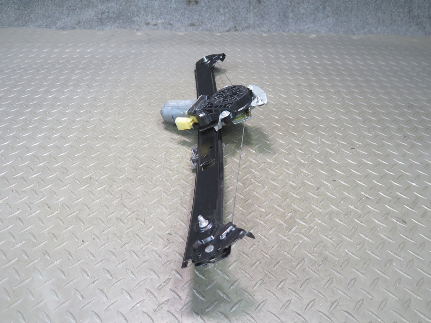 00-06 BMW X5 E53 Rear Left Door Window Regulator w Motor OEM