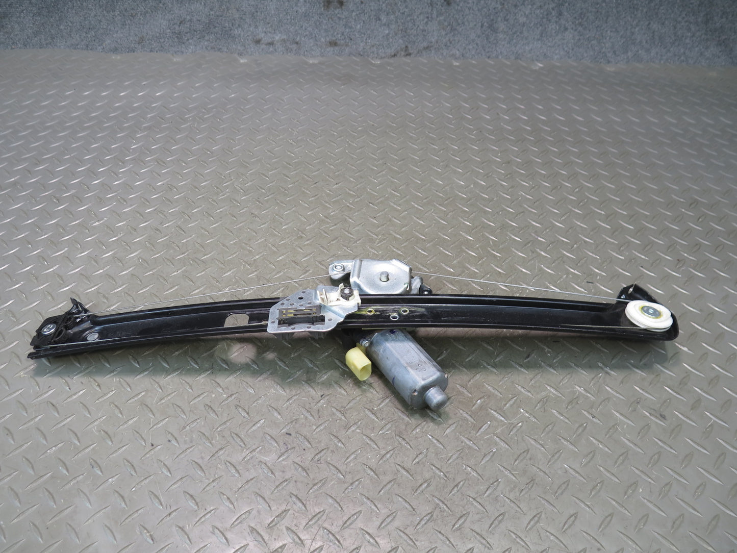 00-06 BMW X5 E53 Rear Left Door Window Regulator w Motor OEM