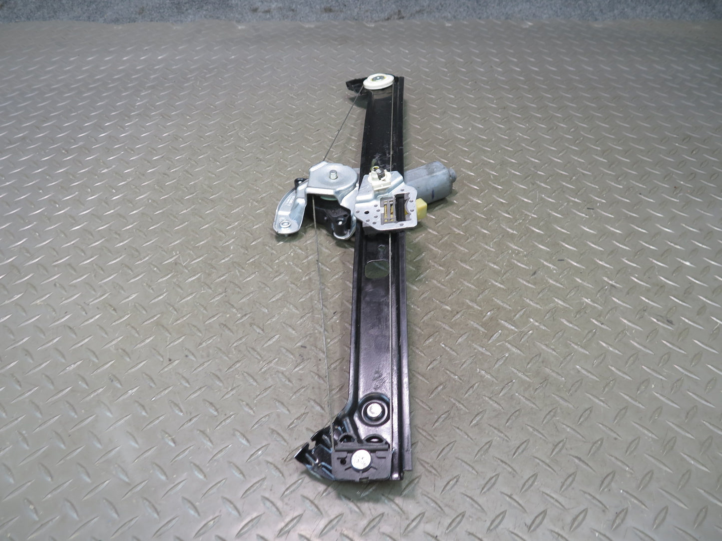 00-06 BMW X5 E53 Rear Left Door Window Regulator w Motor OEM