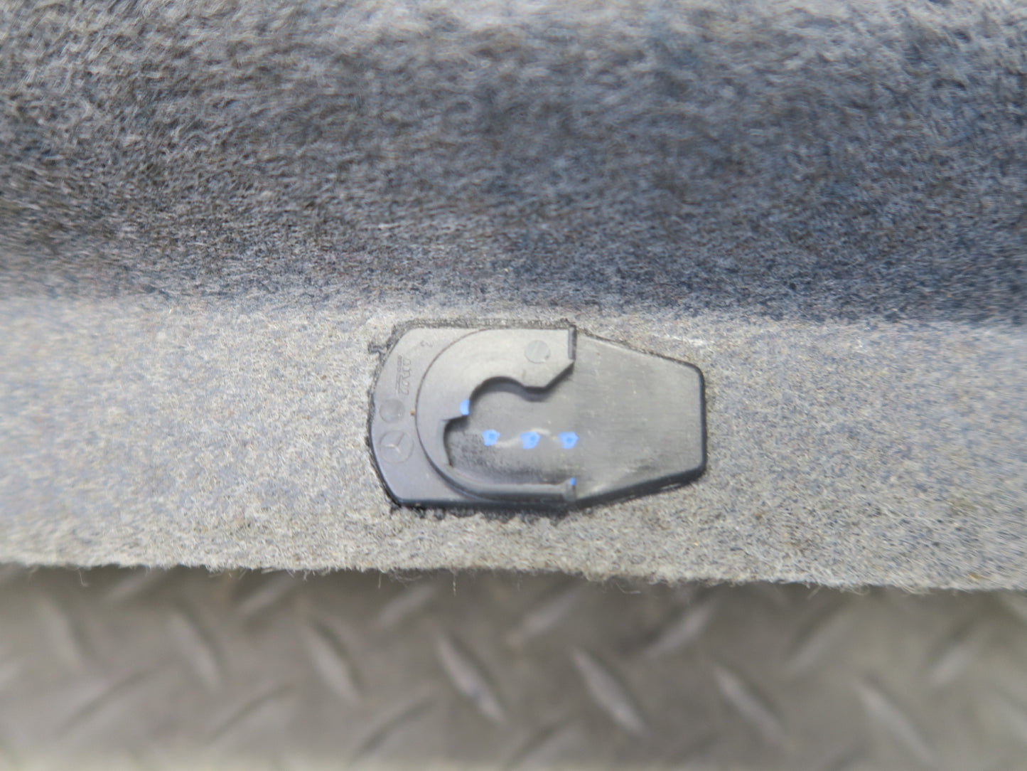 90-93 Mercedes W124 300E Rear Trunk Lid Carpet Cover OEM