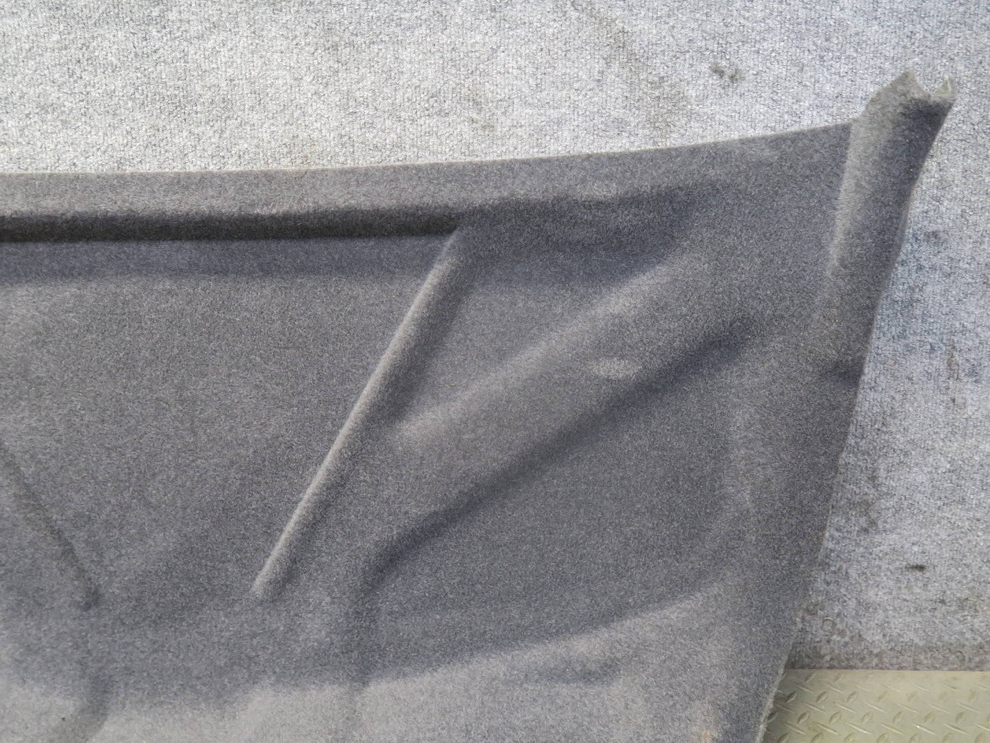 90-93 Mercedes W124 300E Rear Trunk Lid Carpet Cover OEM