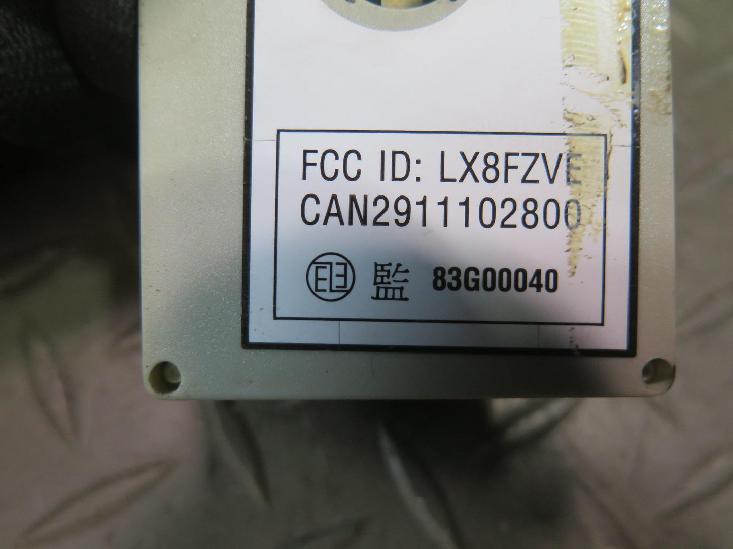 00-06 BMW E53 X5 Radio Antenna Booster Amplifier AMP 8377655 OEM